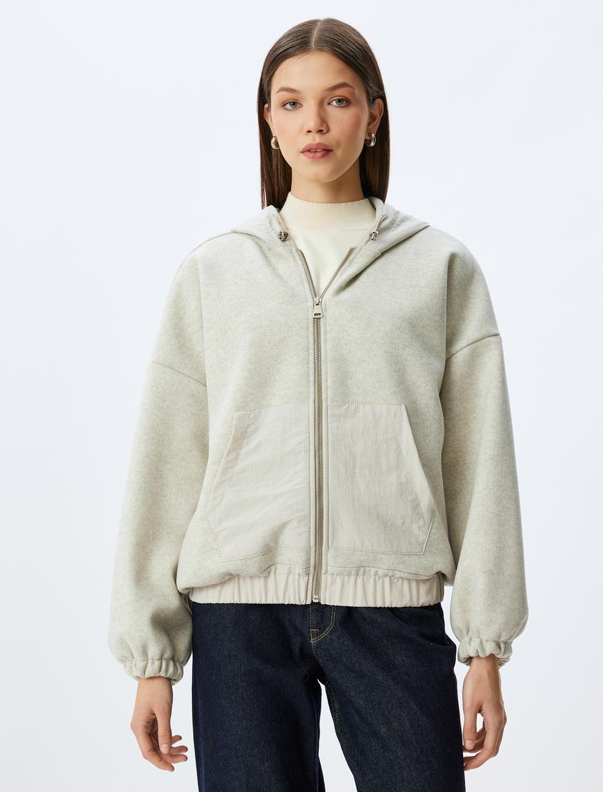   Fermuarlı Kapüşonlu Cep Detaylı Büzgülü Oversize Sweatshirt