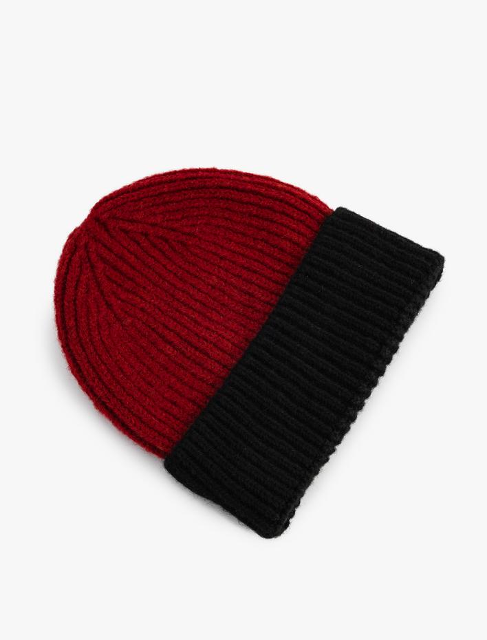 Kadın Lastikli Örgü Bere Kenarları Katlı