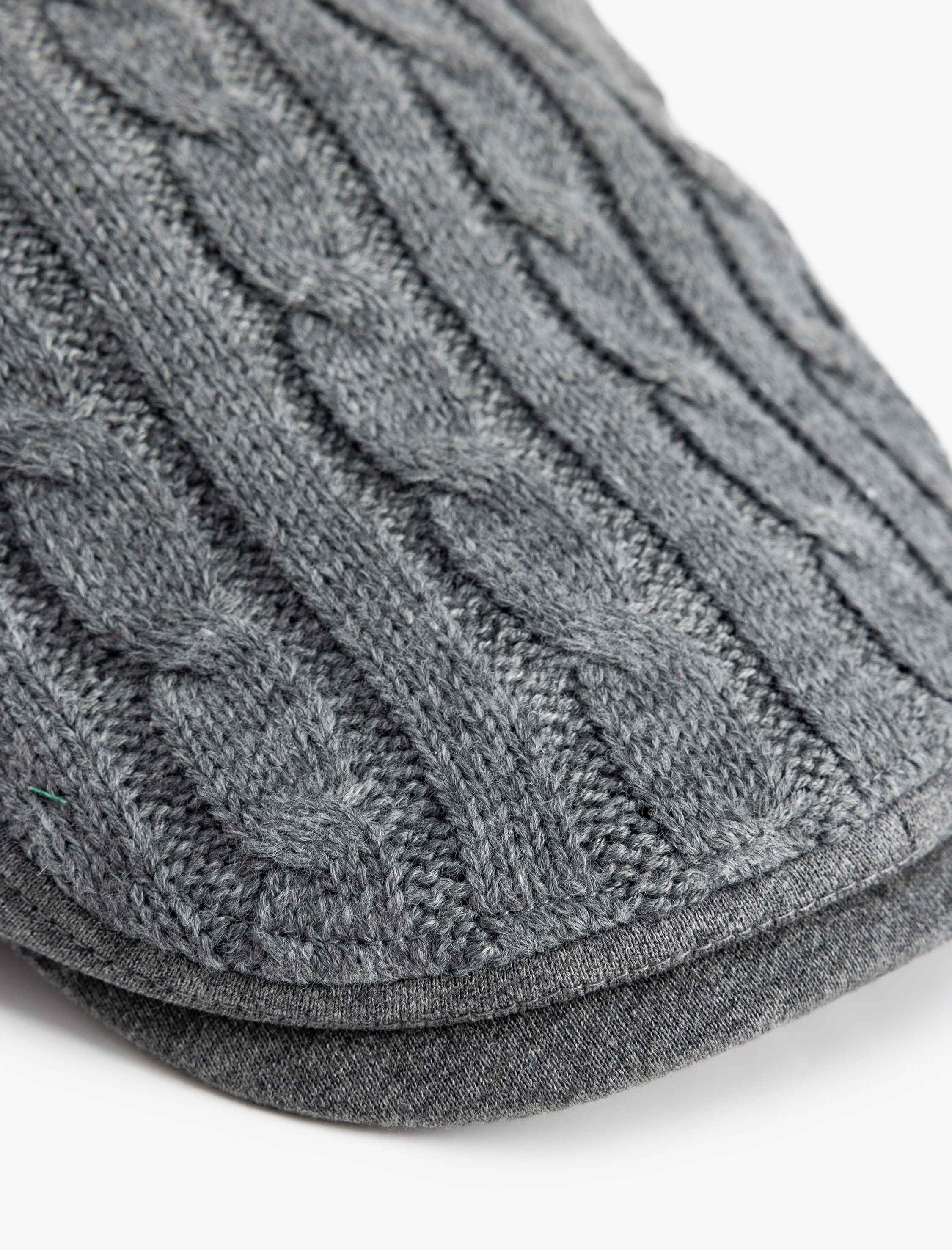  Erkek Toka Detaylı Dokulu Kasket