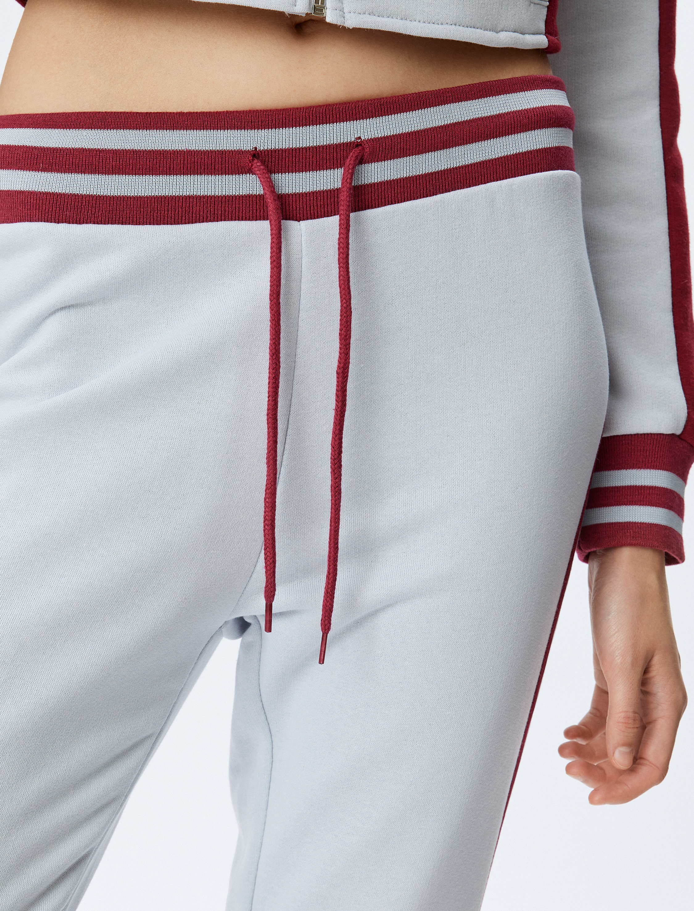   İspanyol Paça Şerit Detaylı Beli Lastikli Eşofman Altı