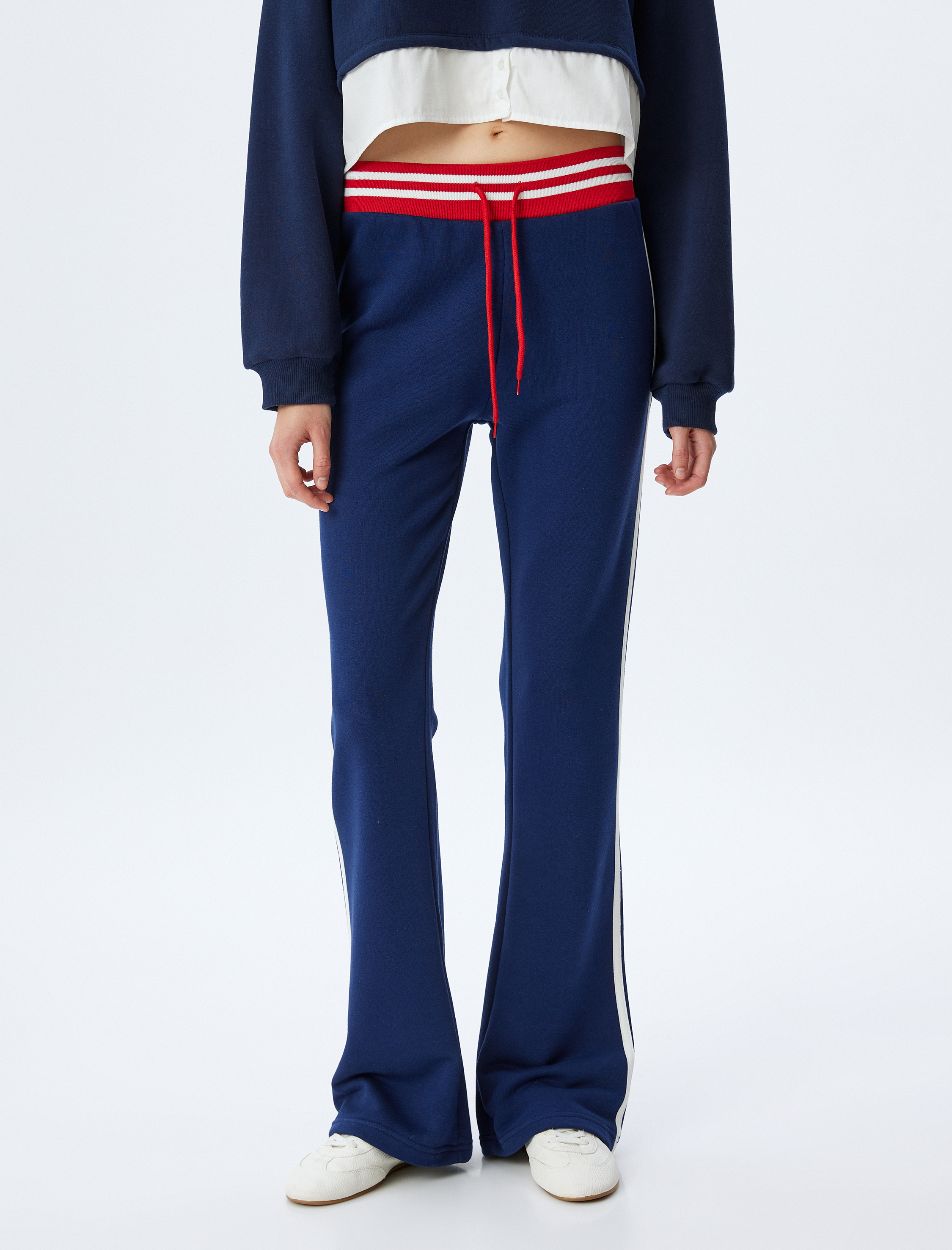   İspanyol Paça Şerit Detaylı Beli Lastikli Eşofman Altı