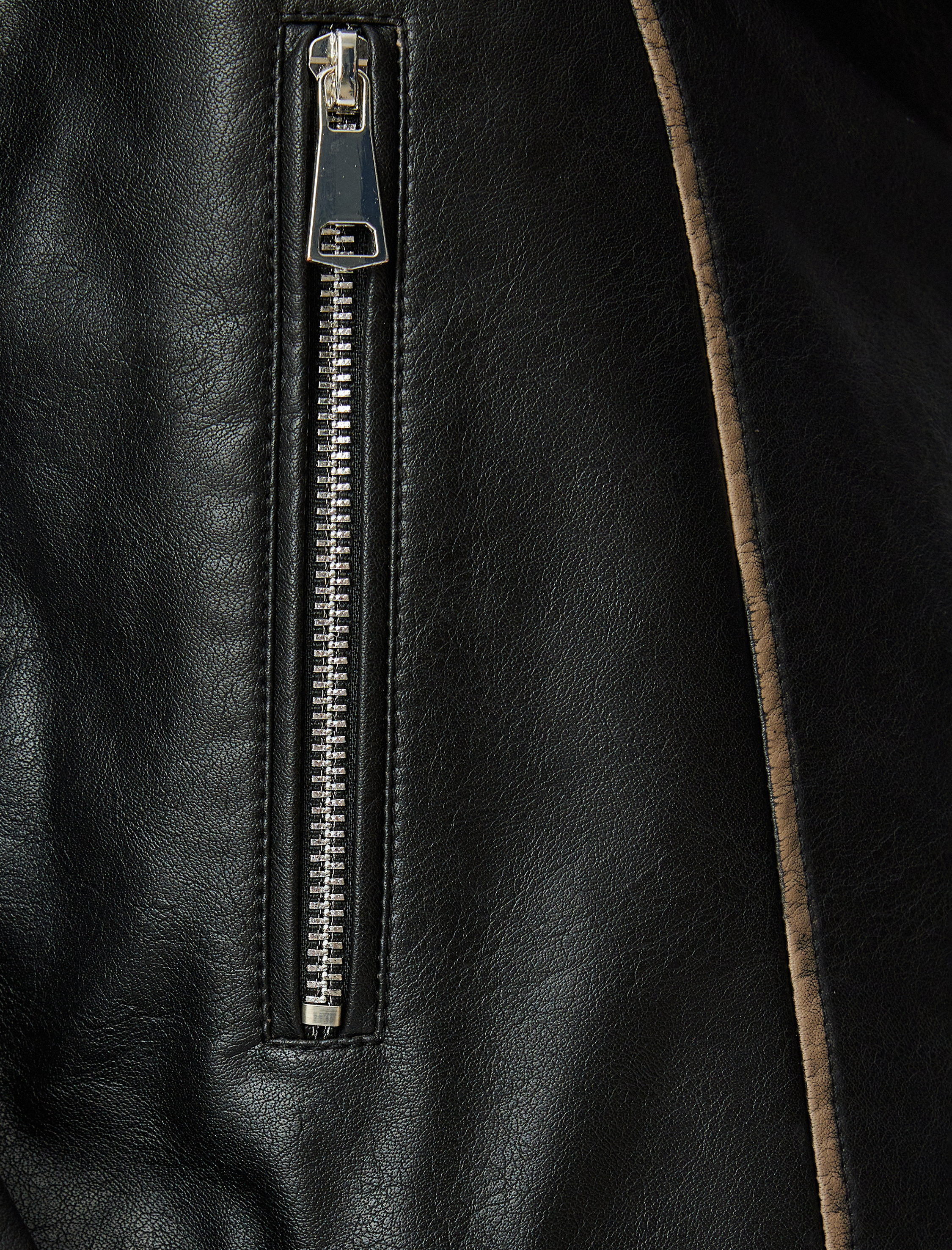   Suni Deri Fermuarlı Biyeli Kemer Detaylı Yıkamalı Biker Ceket