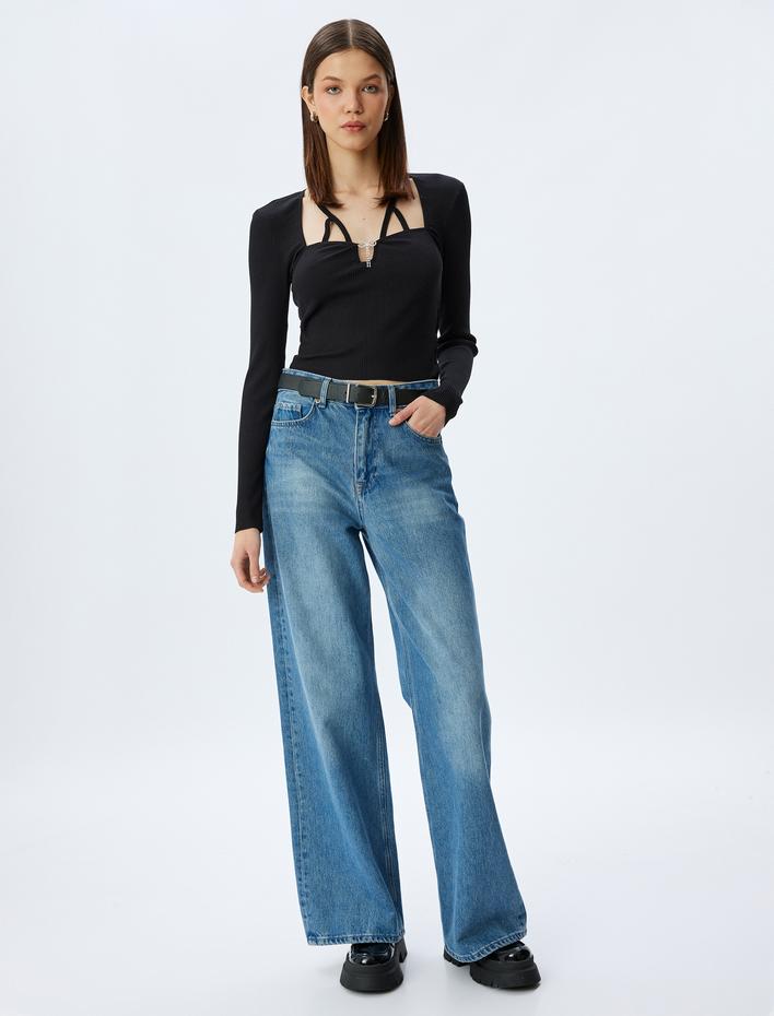  Uzun Kollu Pencere Detaylı Fiyonk Aksesuarlı Fitilli Tişört