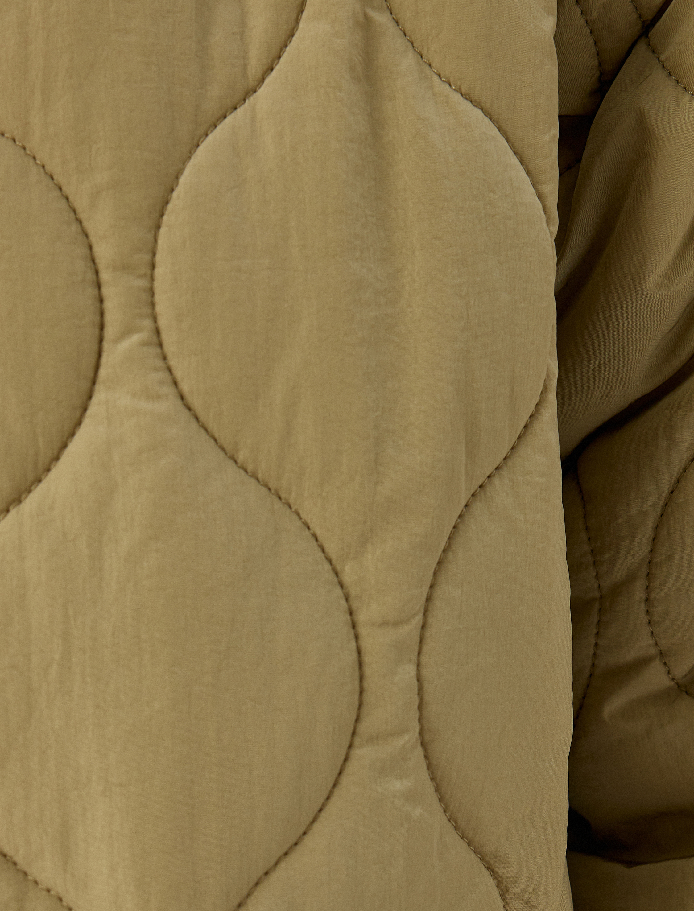   Fermuarlı Cepli Dik Yaka Kapitone Şişme Mont