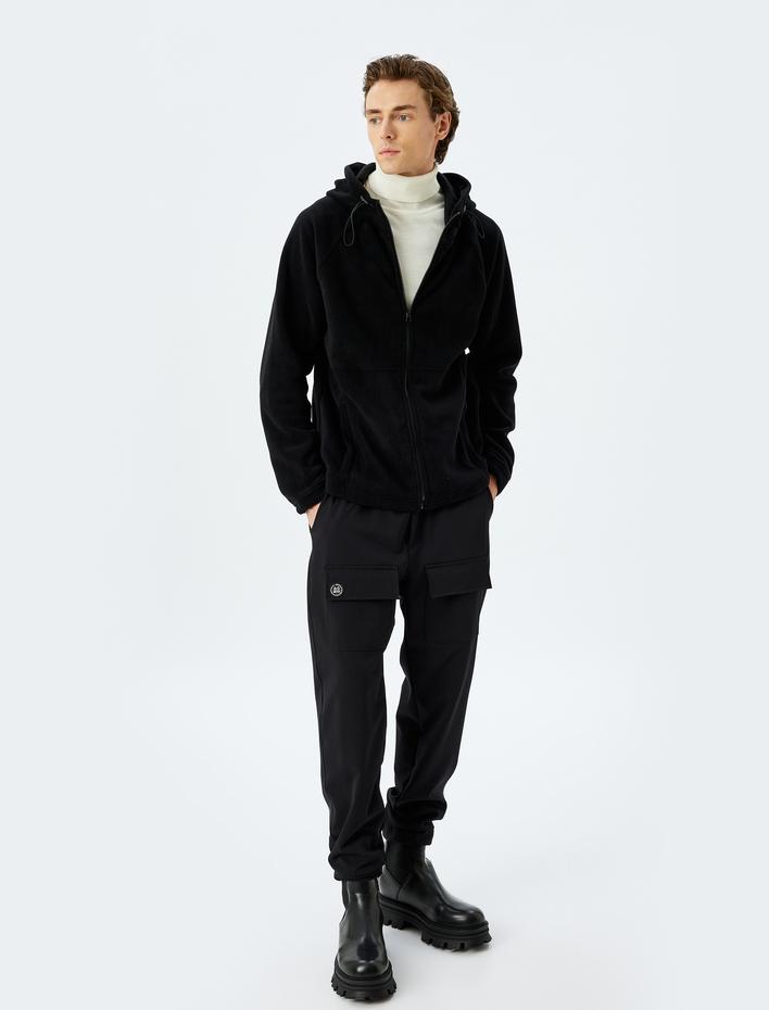  Fermuarlı Dikiş Detaylı Basic Cepli Kapşonlu Polar Hırka