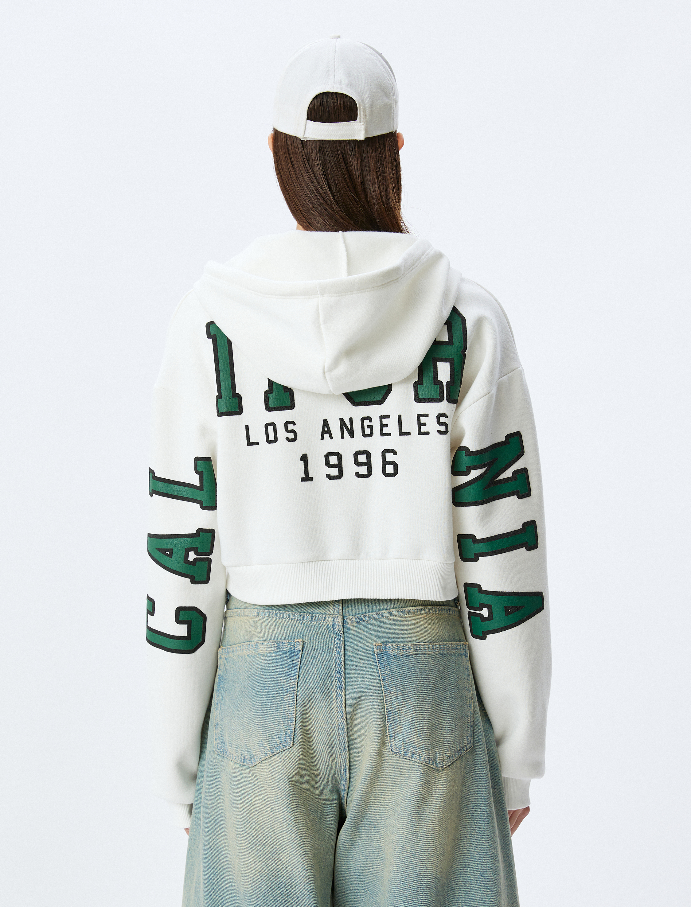   Şardonlu Arkası Kolej Baskılı Crop Fermuarlı Kapüşonlu Cepli Sweatshirt