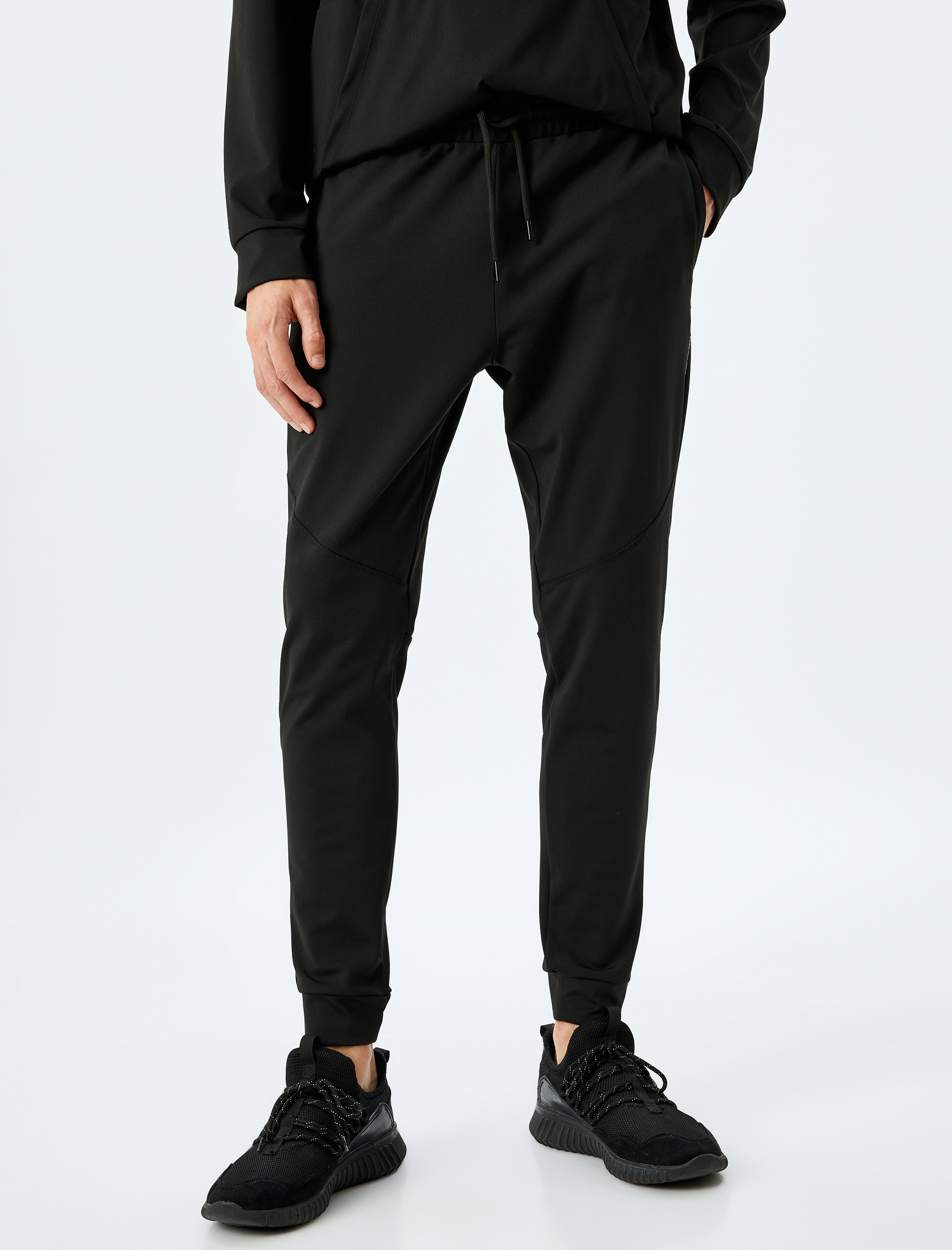 Beli Bağcıklı Slogan Baskılı Cepli Jogger Spor Eşofman Altı