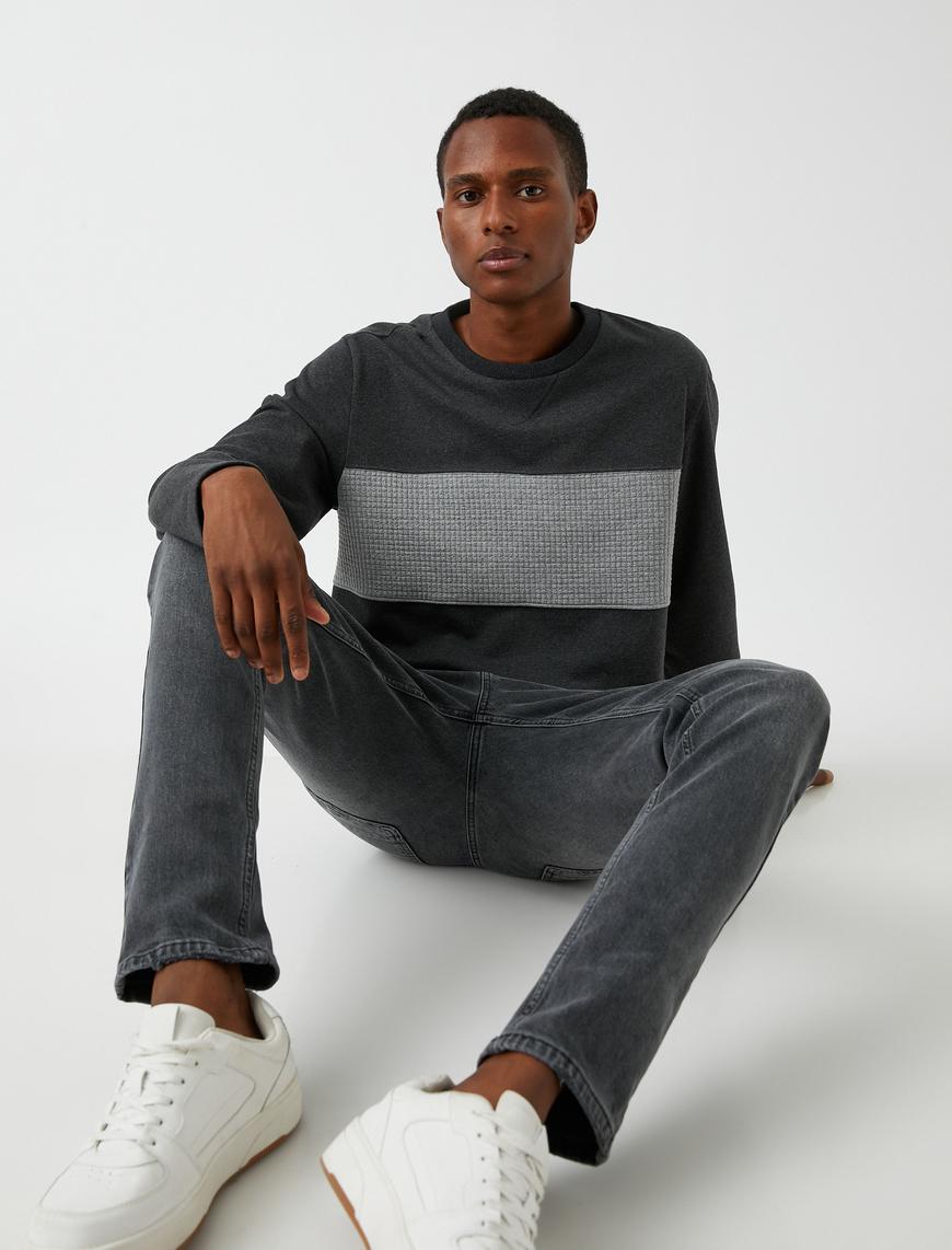   Bisiklet Yaka Sweatshirt Dokulu Şardonlu