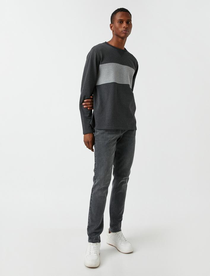  Bisiklet Yaka Sweatshirt Dokulu Şardonlu