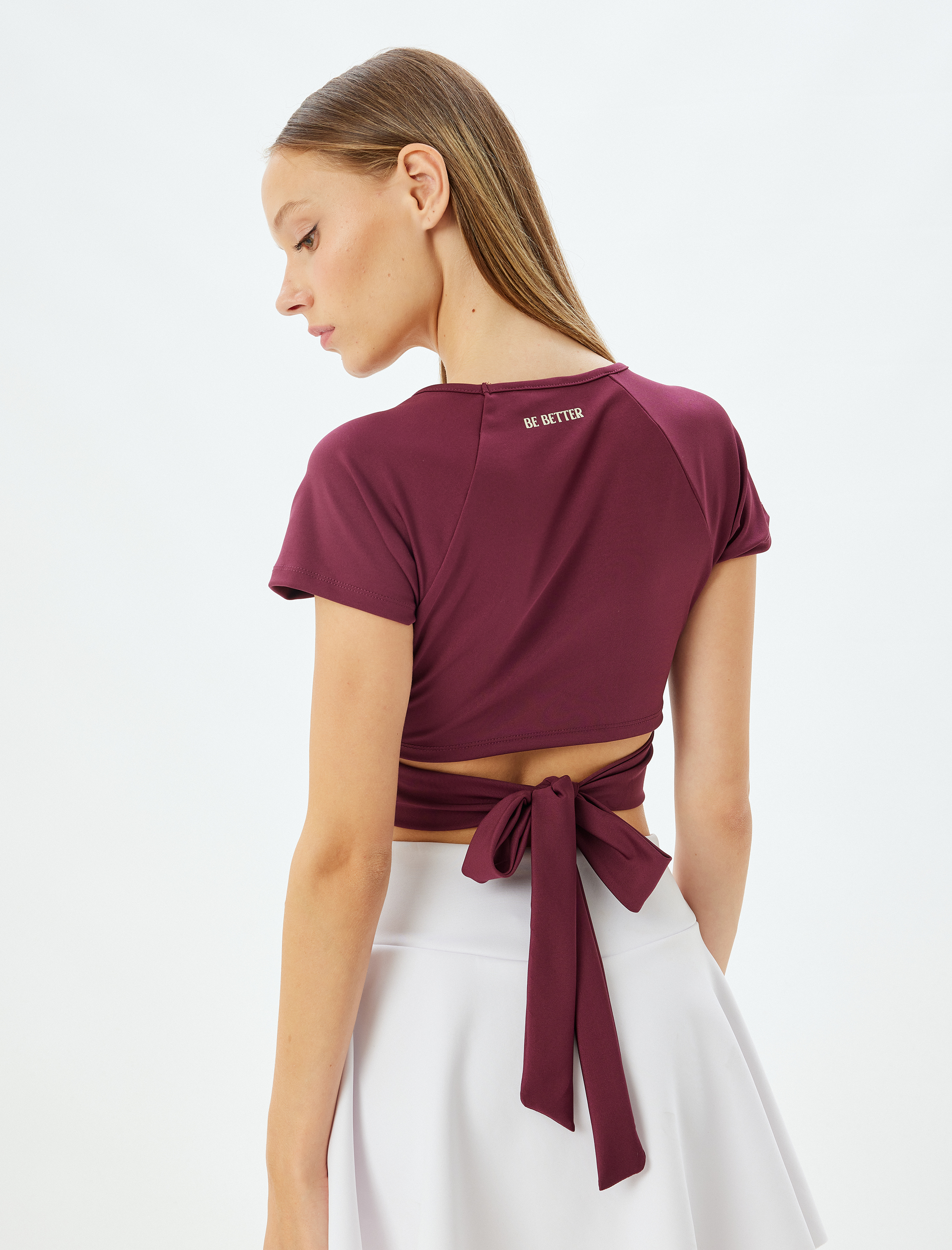   Crop Kısa Kollu Bisiklet Yaka Bağlama Detaylı Spor Tişört