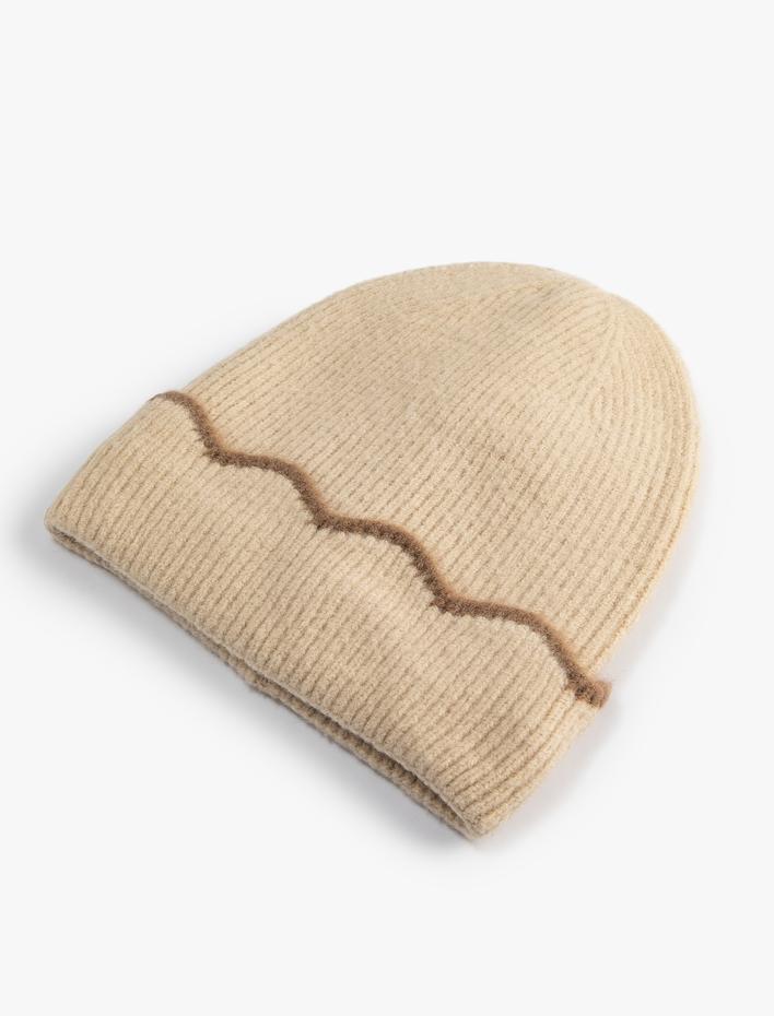 Kadın Dikiş Detaylı Katlı Örgü Bere