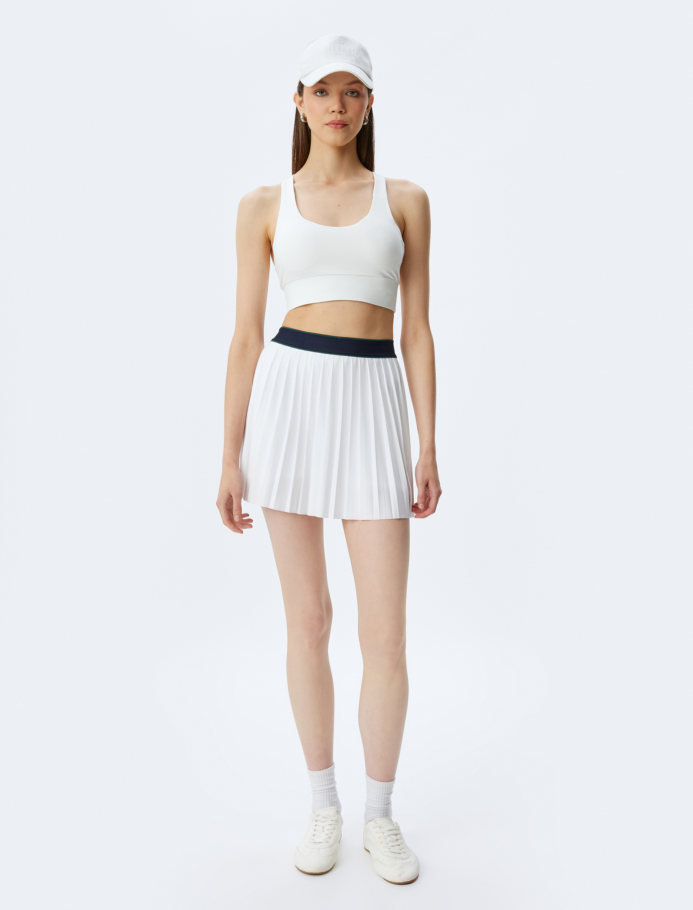   U Yaka Çapraz Sırt Askılı Slim Fit Yumuşak Tuşe Sporcu Sütyeni İnterlok