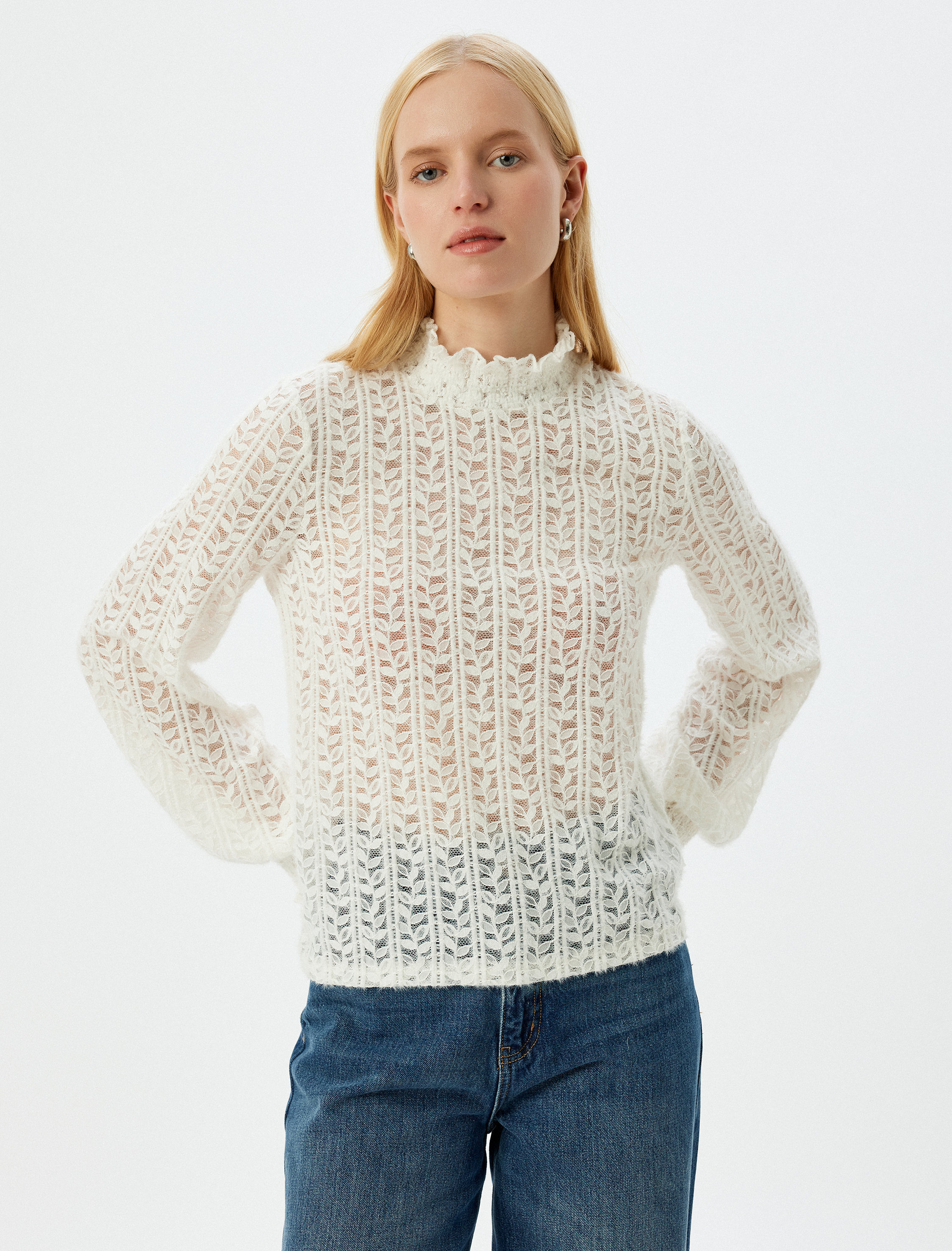   Yumuşak Dokulu Dik Yaka Transparan Floral Dantel Bluz