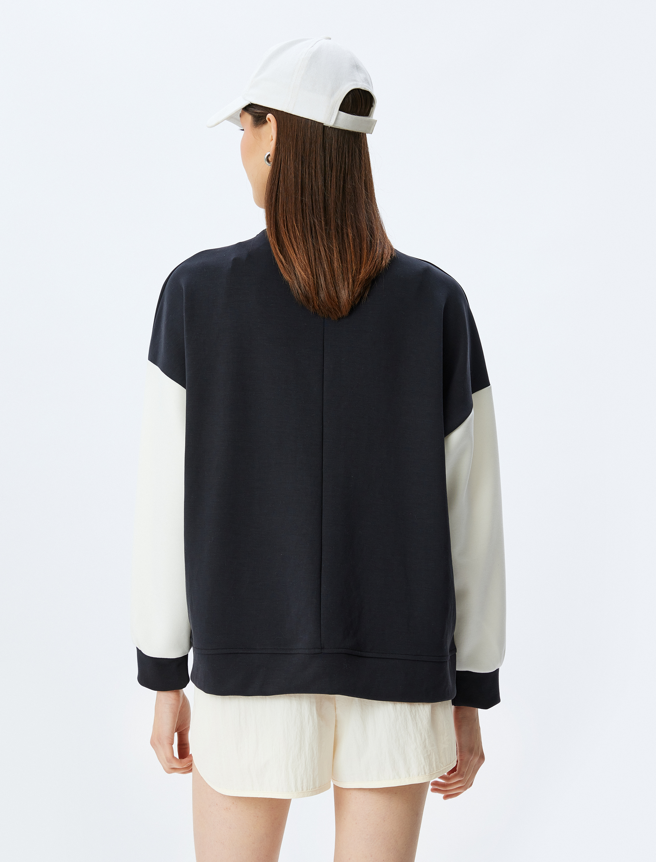   Fermuarlı Biyeli Renk Bloklu Cep Detaylı Kalın Modal Kumaş Spor Ceket