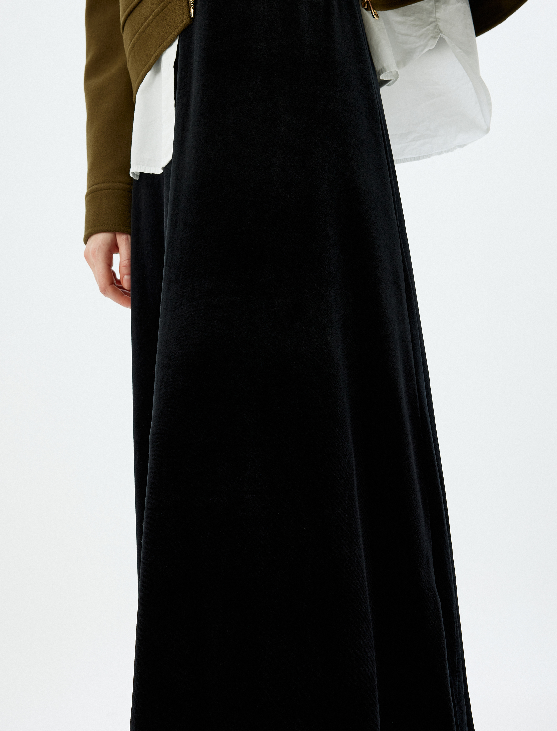   Rahat Kalıp Standart Bel Uzun Kadife Etek