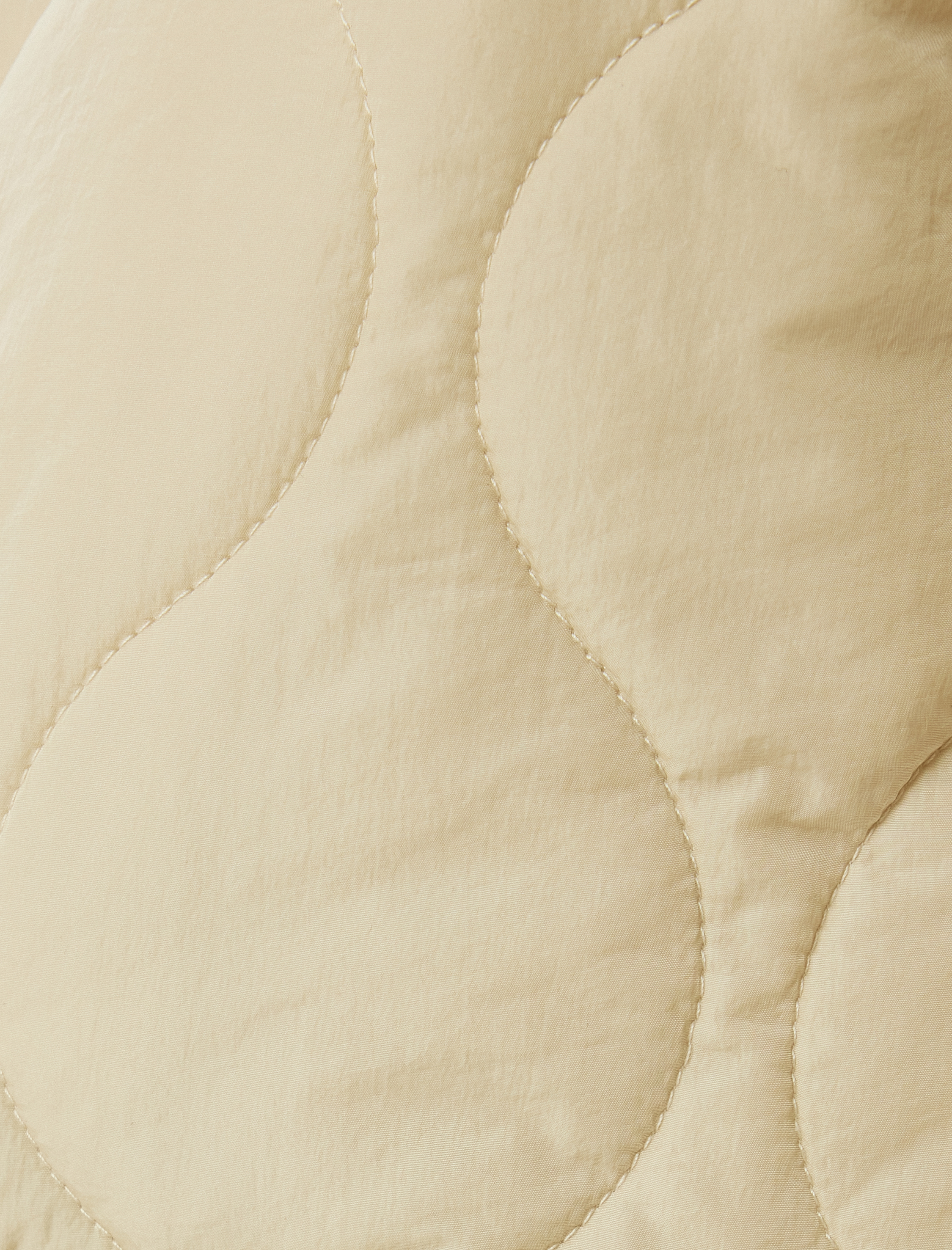   Fermuarlı Cepli Dik Yaka Kapitone Şişme Mont