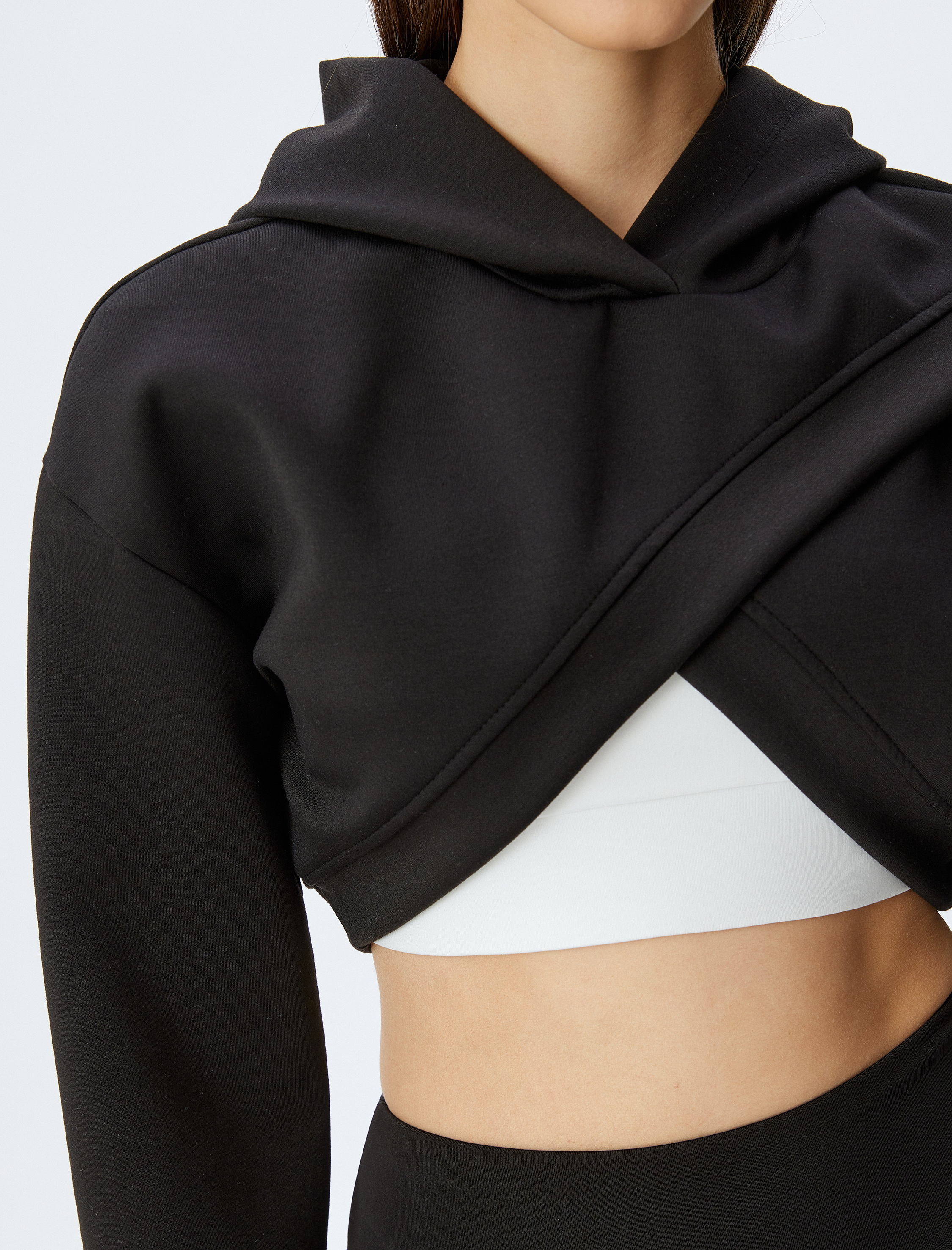   Kapüşonlu Asimetrik Kesim Katlı Crop Rahat Kalıp Sweatshirt İnterlok