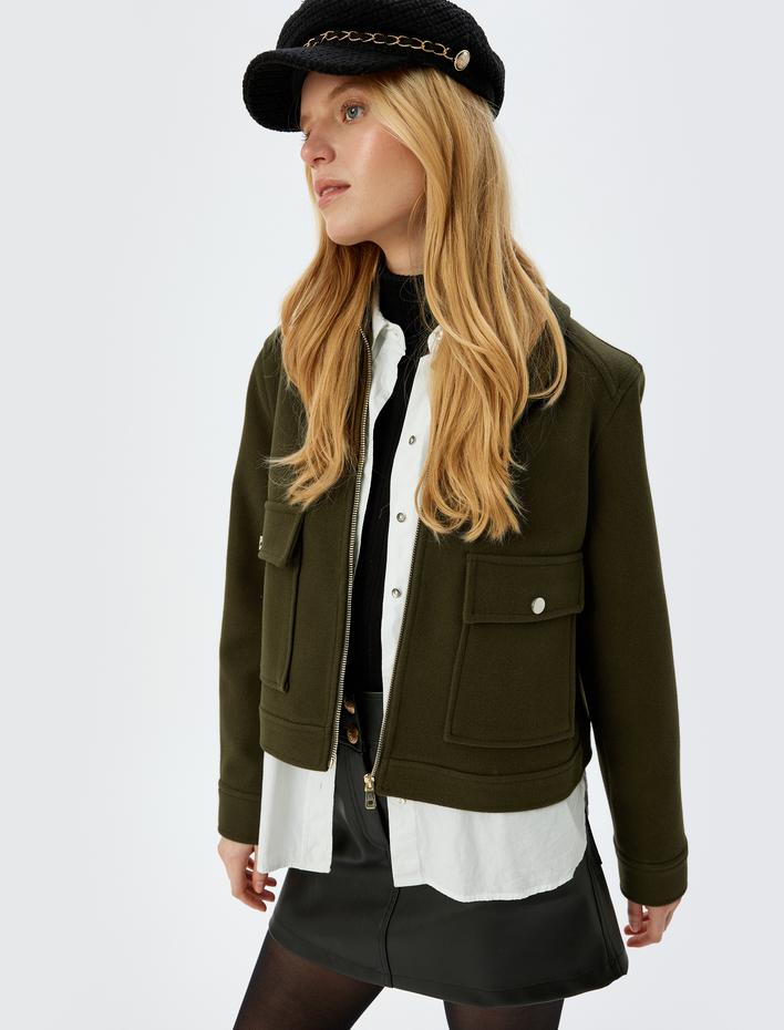  Cep Detaylı Fermuarlı Kaşe Crop Ceket