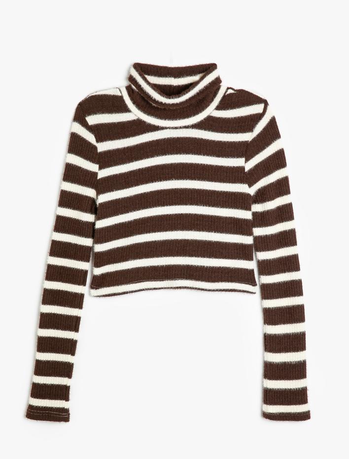  Slim Fit Uzun Kollu Balıkçı Yaka Peluş Tişört