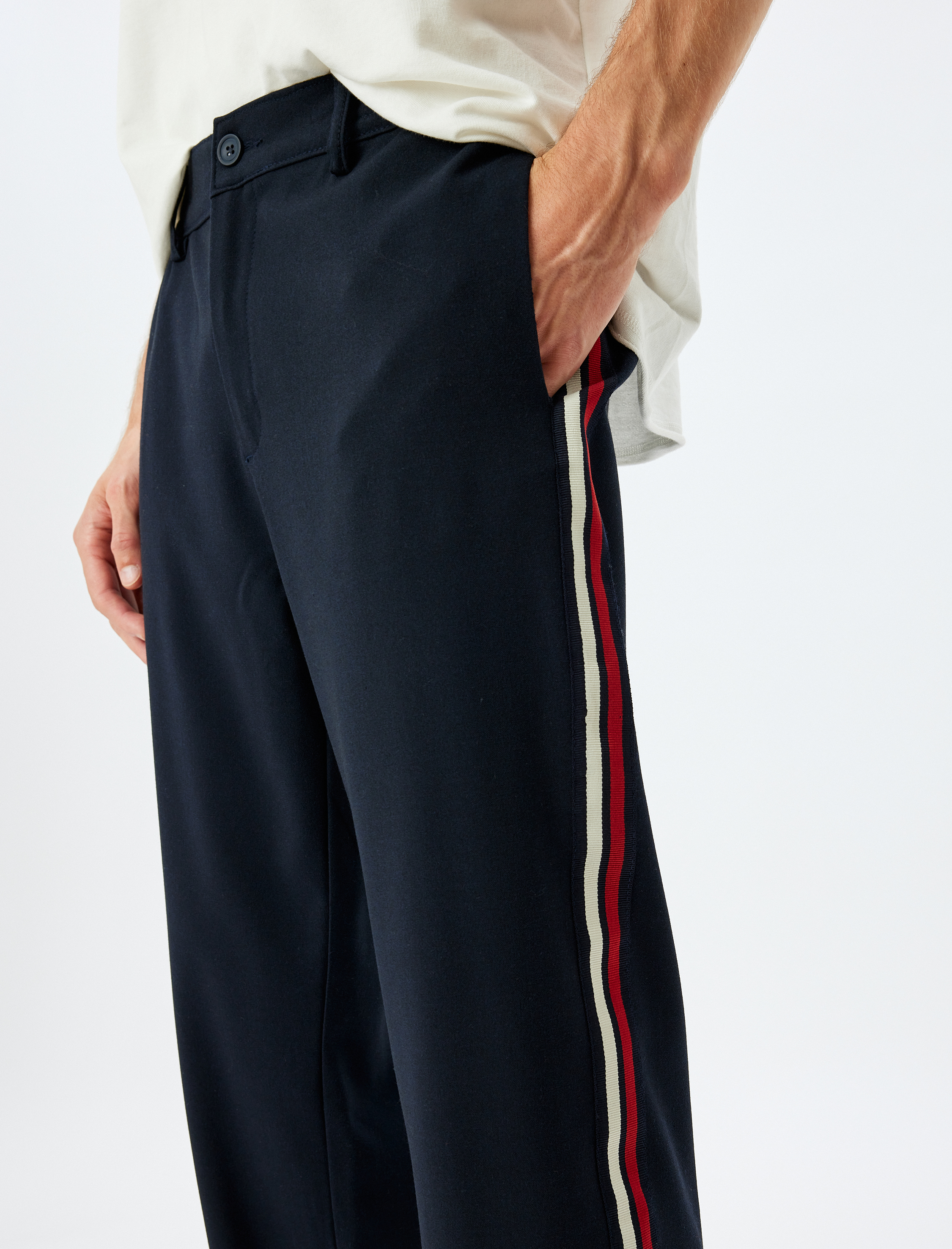   Cep Detaylı Viskon Karışımlı Düğmeli Çizgili Eşofman Pantolon