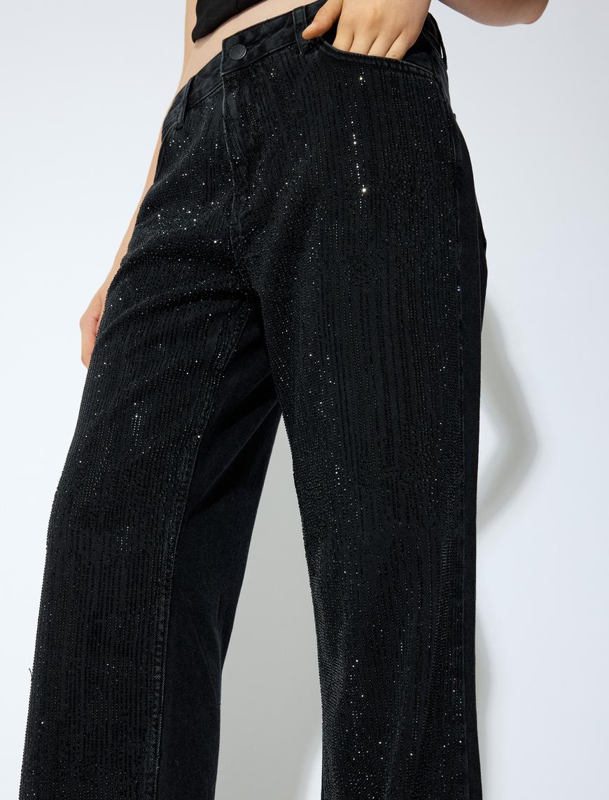   Koton X Sibil Çetinkaya - Taşlı Düğmeli Düz Paça Kot Pantolon - Straight Fit Jean