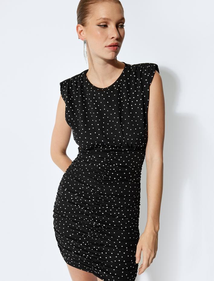  Mini Puantiyeli Elbise Kolsuz Drapeli Bisiklet Yaka Slim Fit