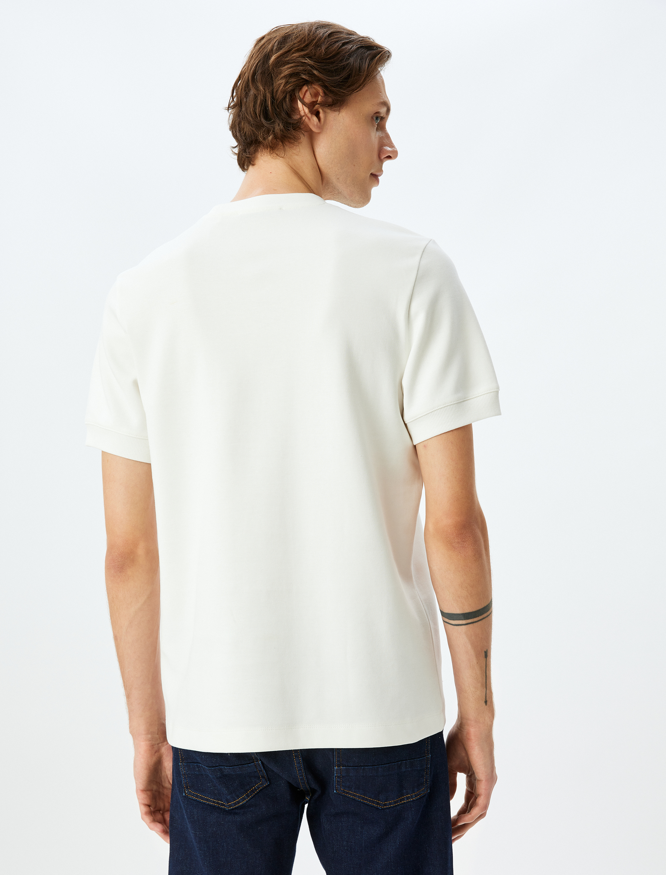   Kısa Kollu Pamuk Karışımlı Kalın Tok Kumaş Regular Fit Bisiklet Yaka Tişört