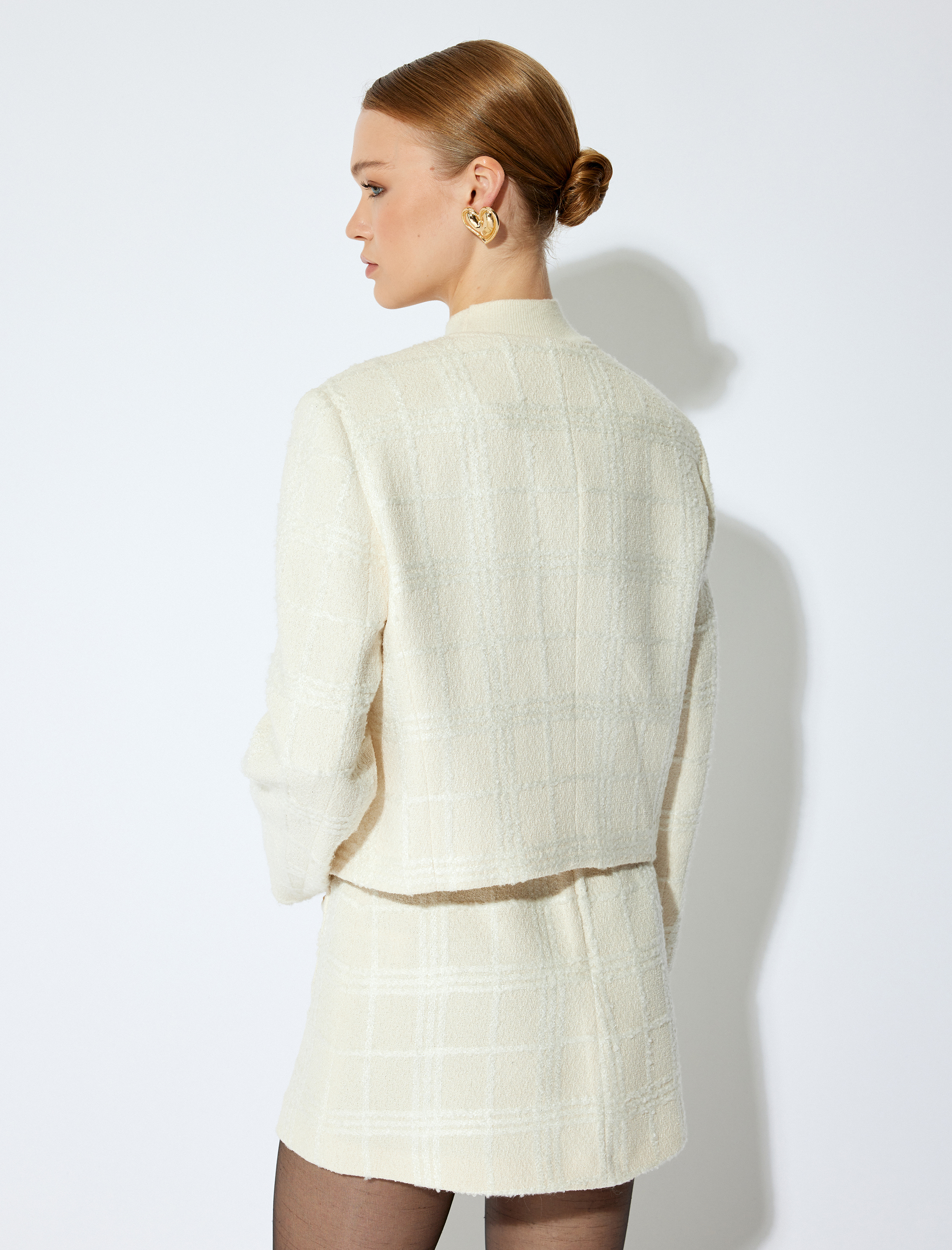   Cepli Yuvarlak Yaka İnci Düğme Detaylı Tüvit Ceket