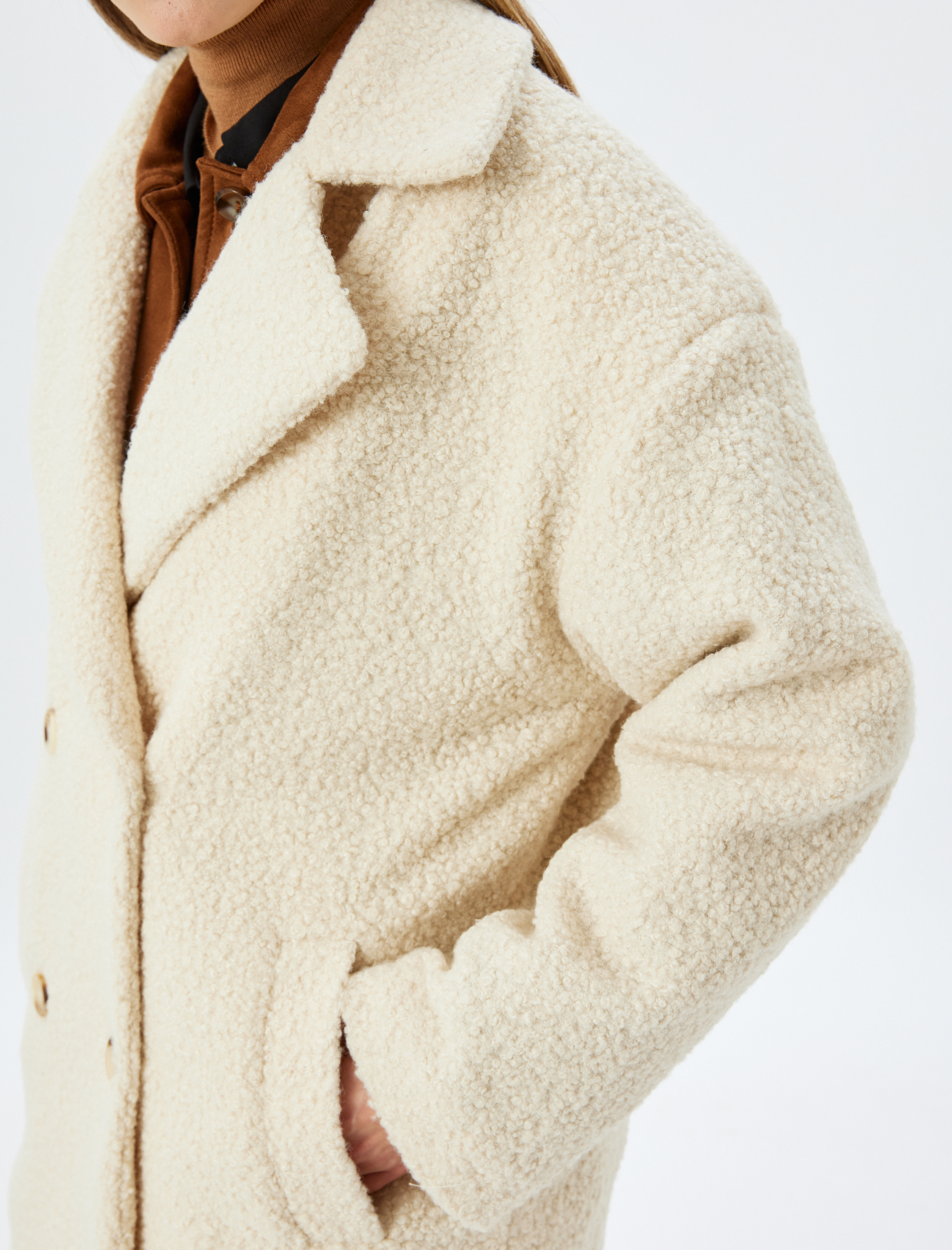   Kruvaze Yaka Düğmeli Cep Detaylı Buklet Kaban