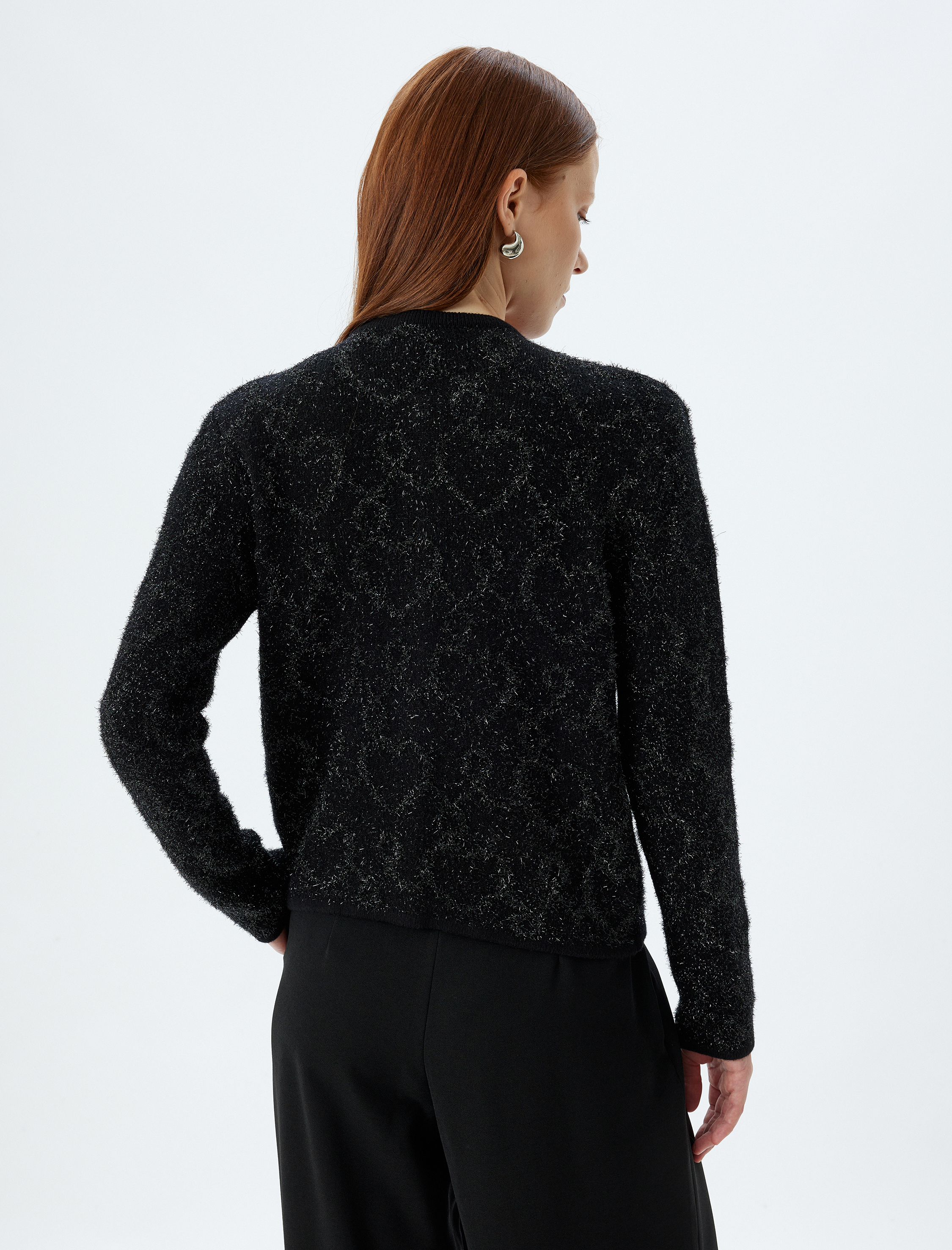   Uzun Kollu Yuvarlak Yaka Düğmeli Cepli Peluş Hırka