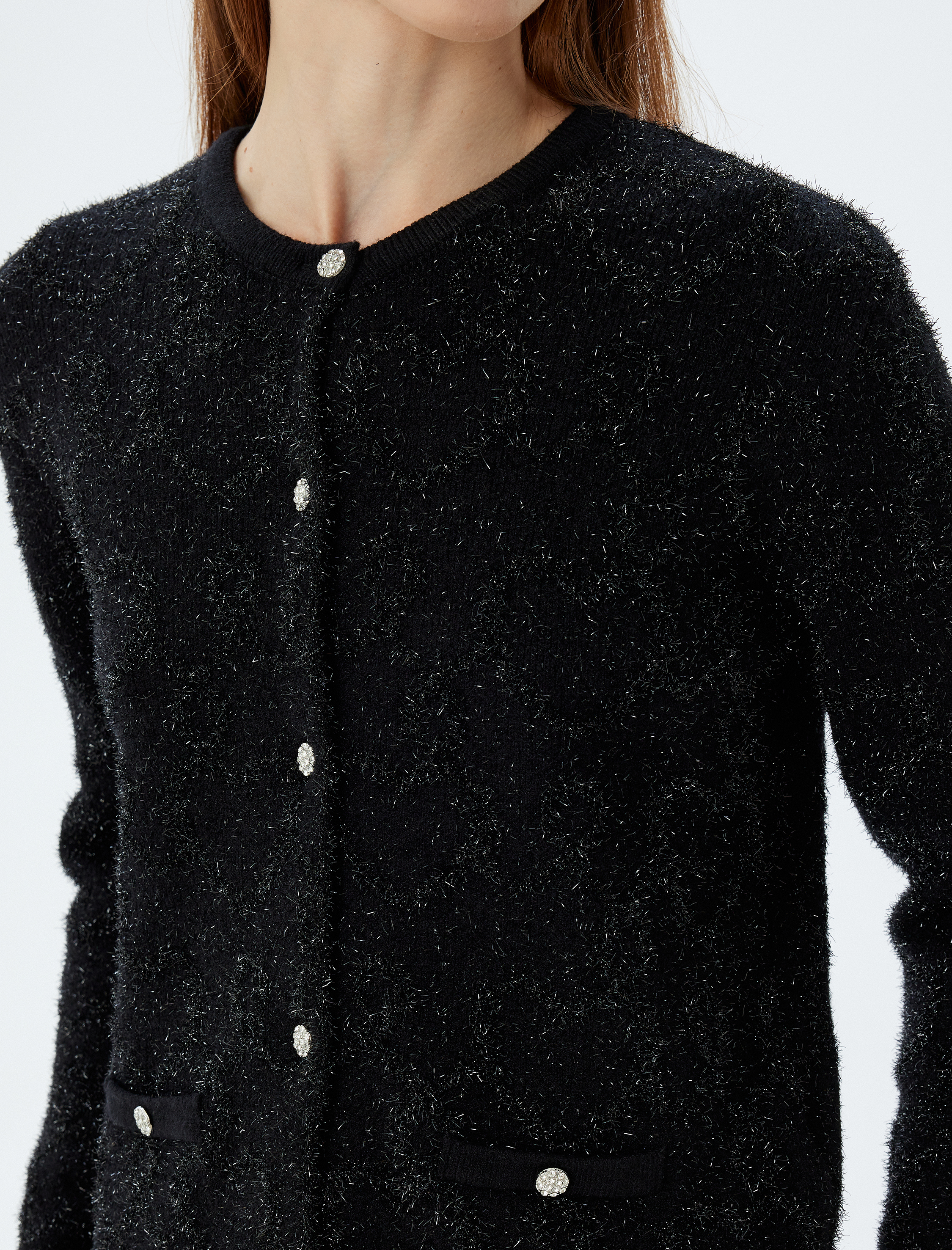   Uzun Kollu Yuvarlak Yaka Düğmeli Cepli Peluş Hırka