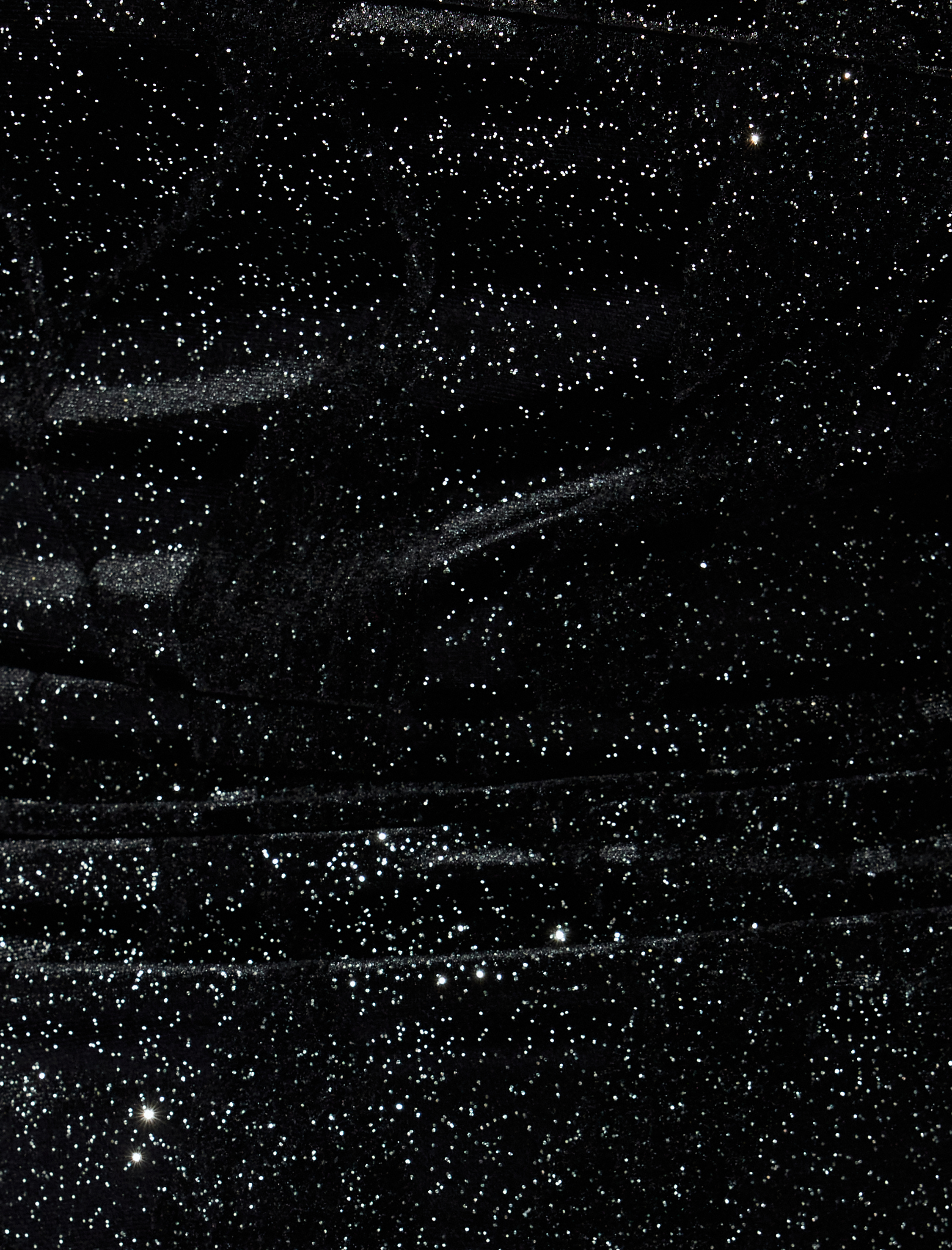   Madonna Yaka Omzu Açık Simli Volanlı Drapeli Mini Abiye Elbise