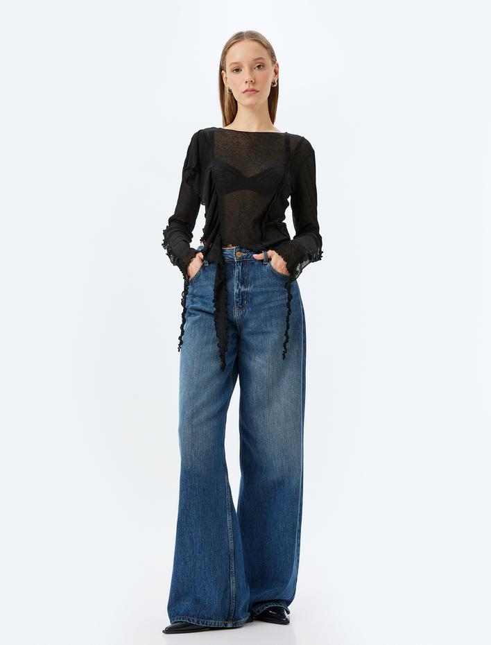  Kayık Yaka Fırfır Detaylı Uzun Kollu Slim Fit Bluz