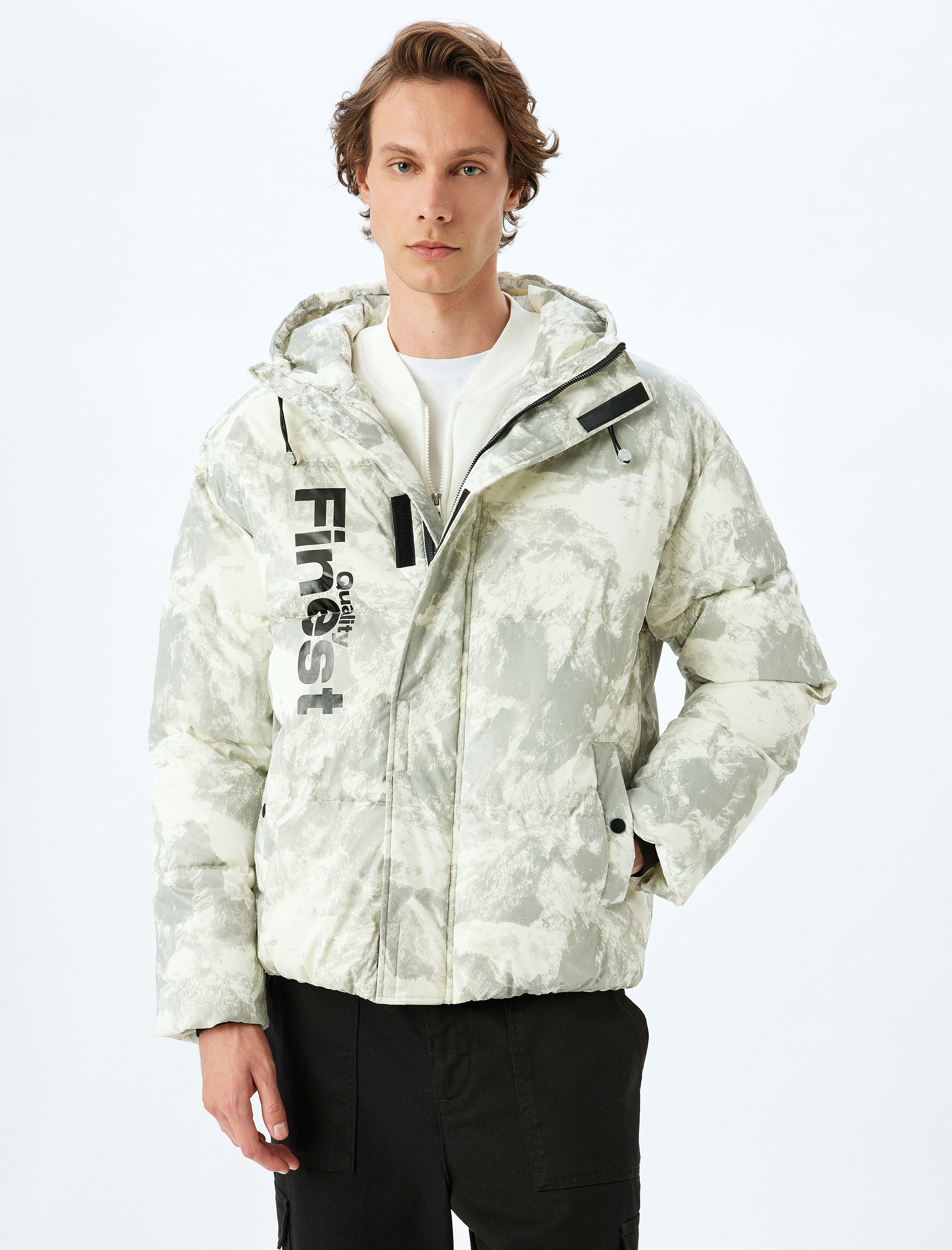 Kapüşonlu Şişme Mont Fermuarlı Rüzgar Kapaklı