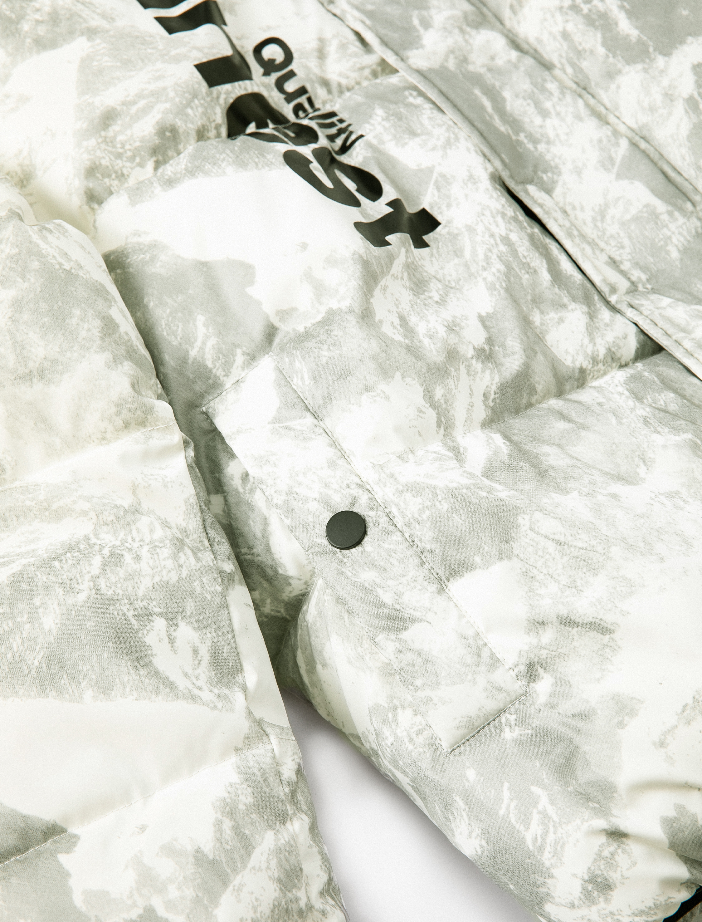 Kapüşonlu Şişme Mont Fermuarlı Rüzgar Kapaklı