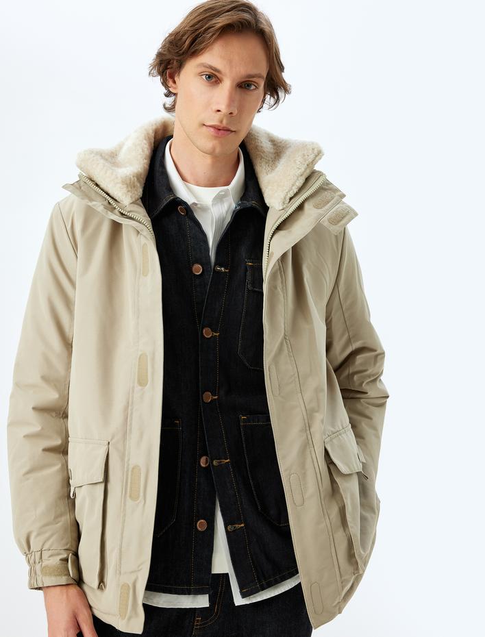  Şişme Mont Peluş Yaka Detaylı Slim Fit Cepli Fermuarlı