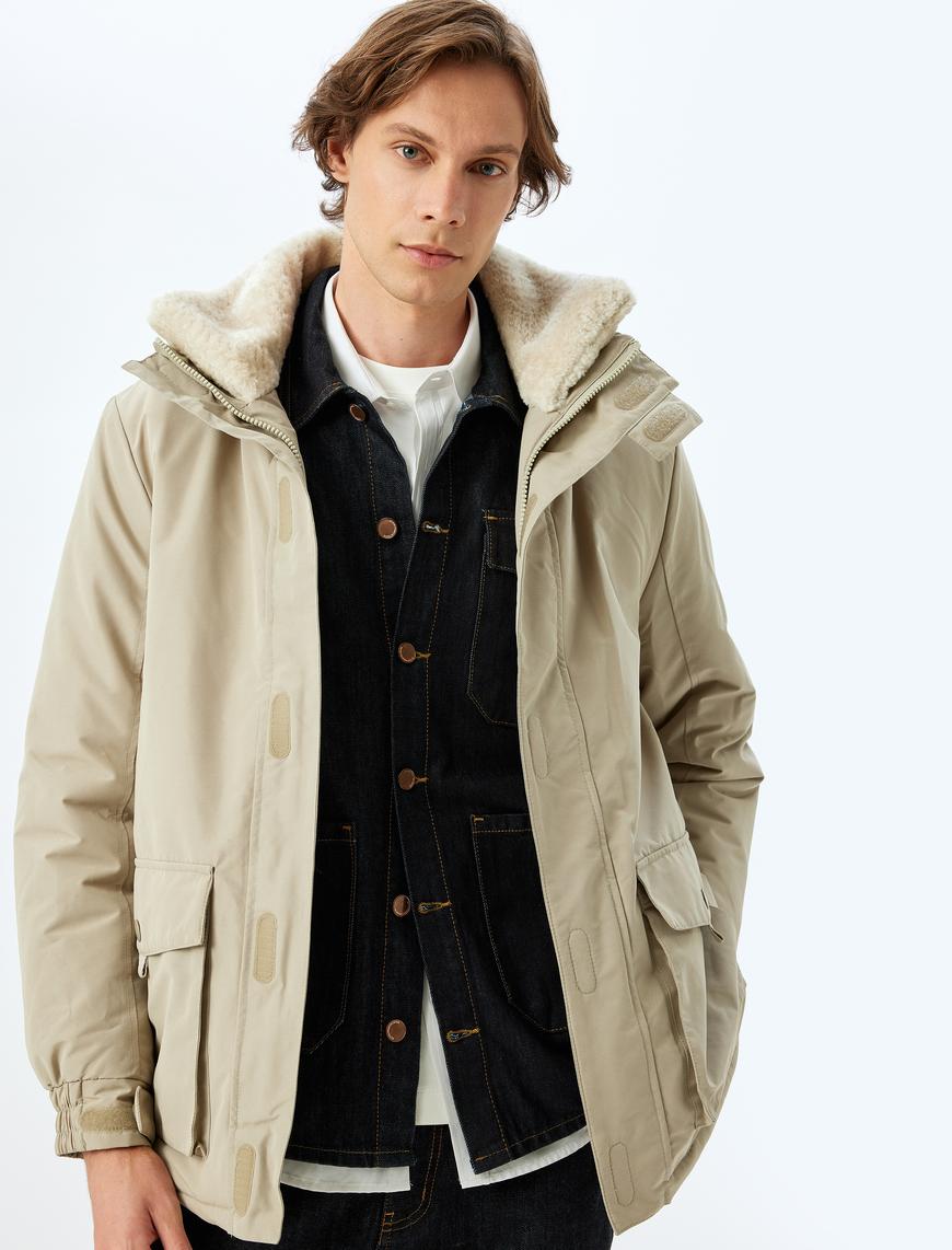   Şişme Mont Peluş Yaka Detaylı Slim Fit Cepli Fermuarlı