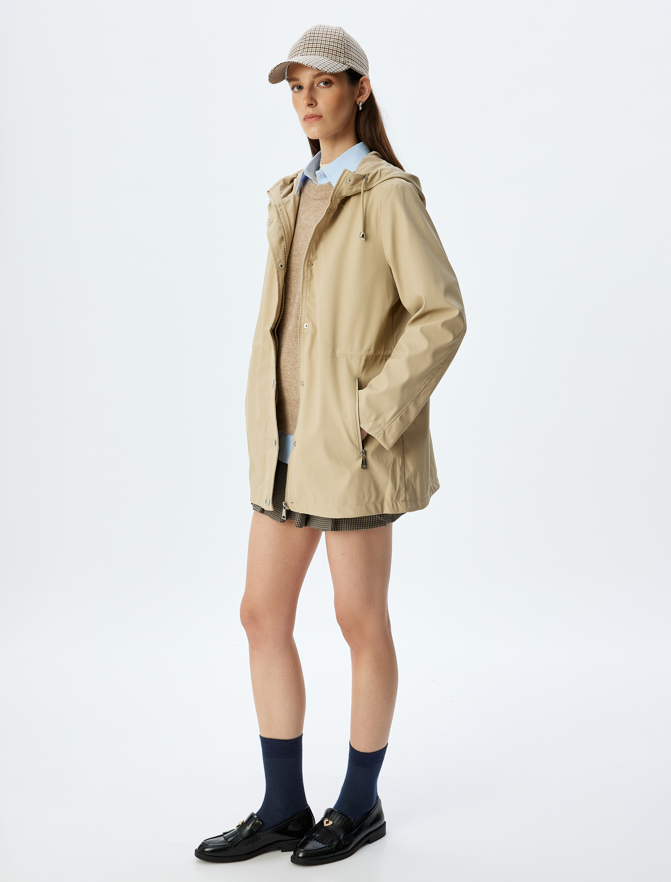   Kalça Boy Cepli Fermuarlı Kapüşonlu Yağmurluk