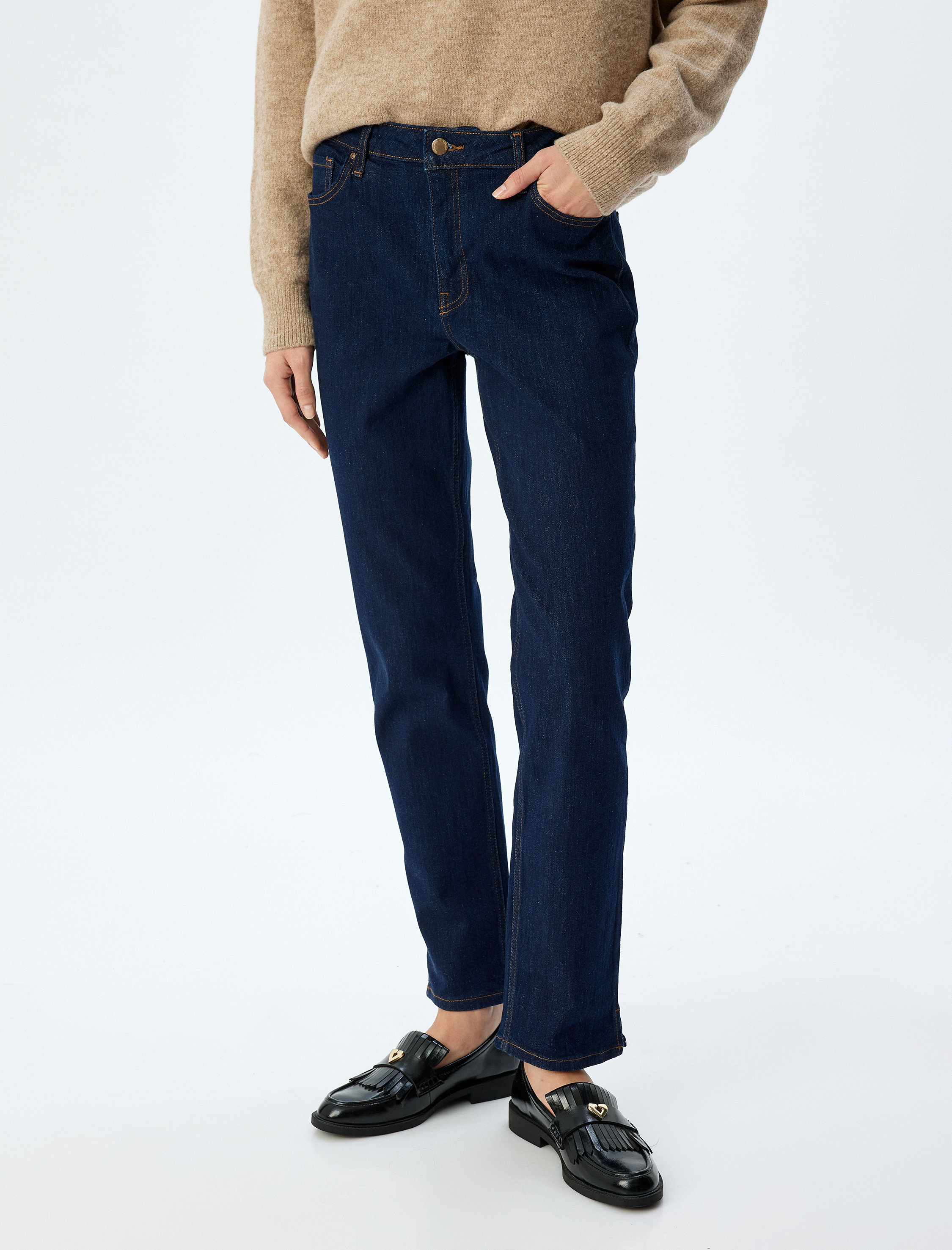   Slim Straight Fit Normal Bel Düğmeli Cepli Kot Pantolon - Slim Straight Jean