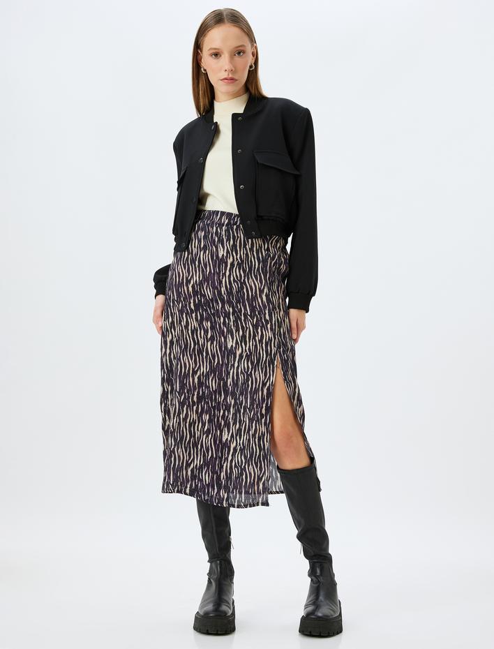  A Kesim Yırtmaç Detaylı Uzun Etek