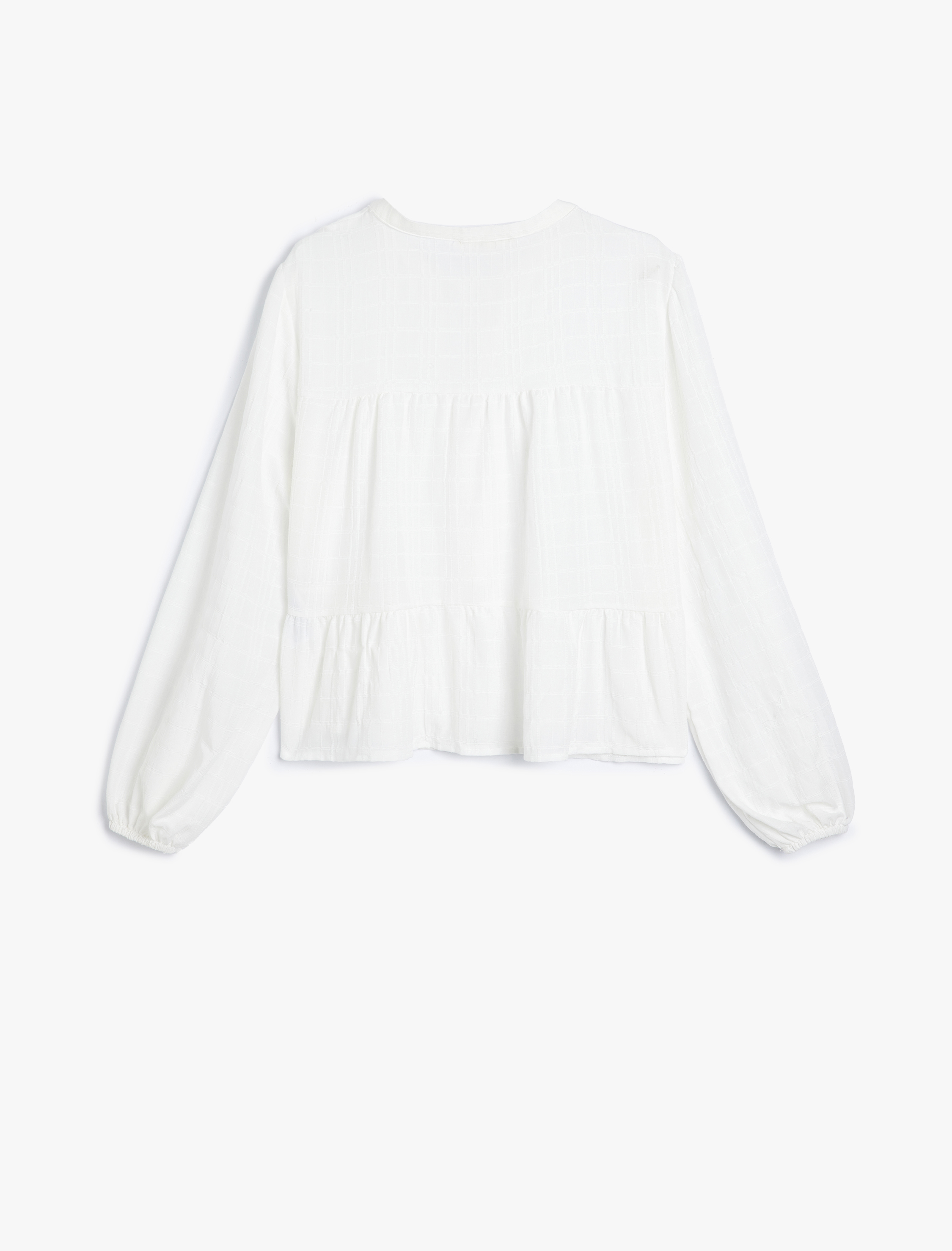   Uzun Balon Kollu Yuvarlak Yaka Bağlama Detaylı Düğmeli Bluz