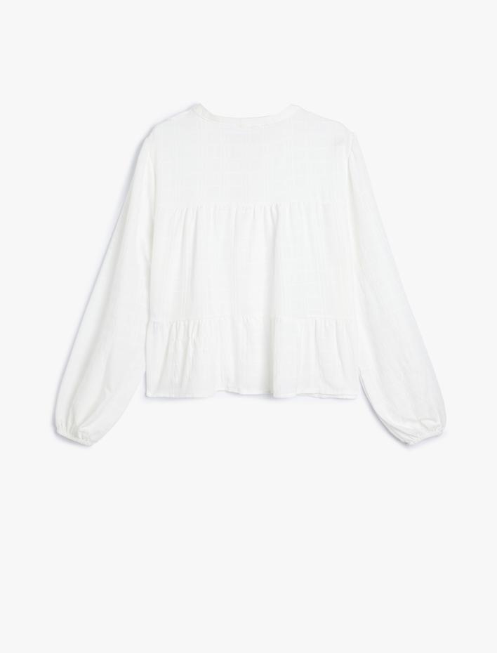  Uzun Balon Kollu Yuvarlak Yaka Bağlama Detaylı Düğmeli Bluz