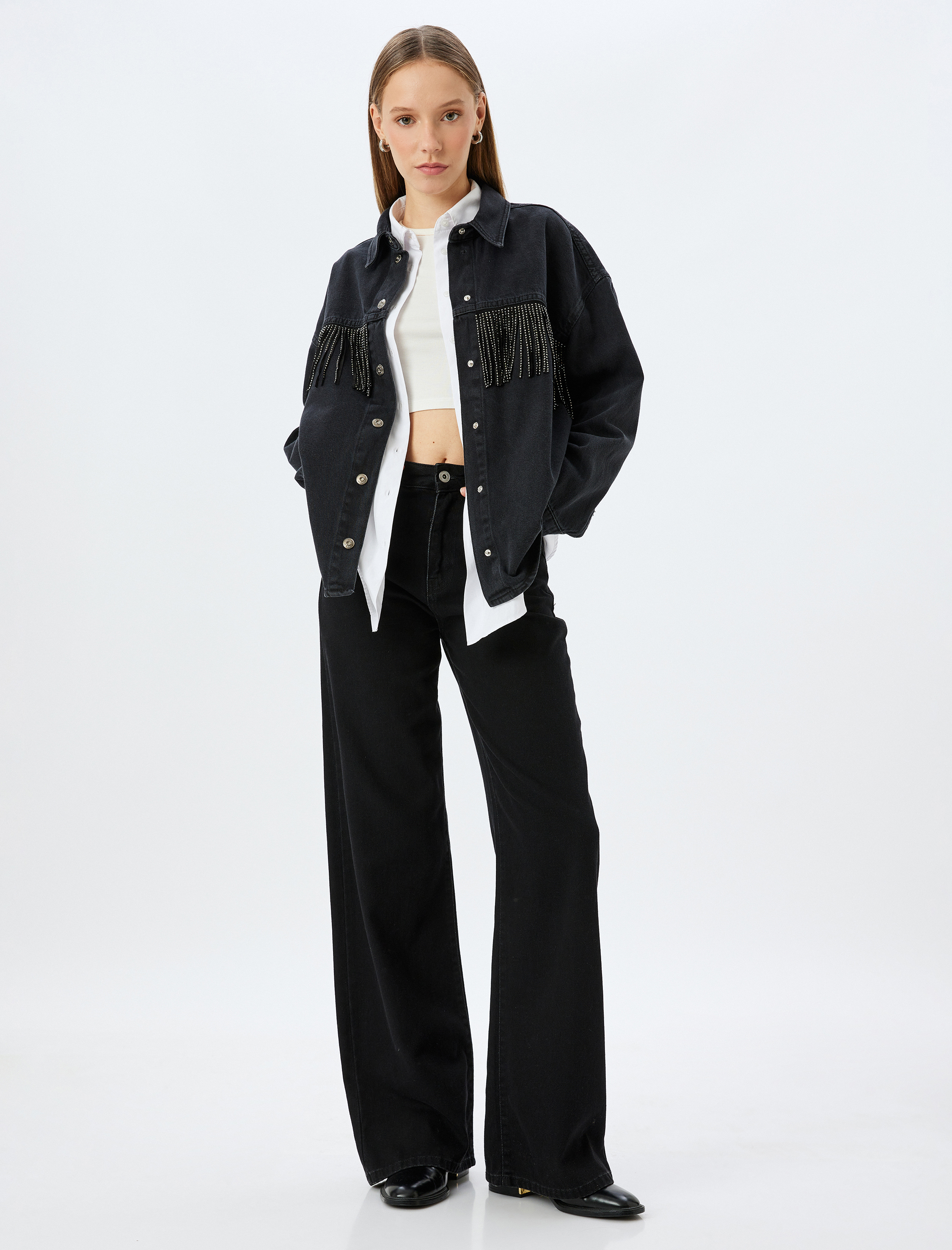 Taşlı Püsküllü Düğmeli Klasik Yaka Oversize Kot Ceket