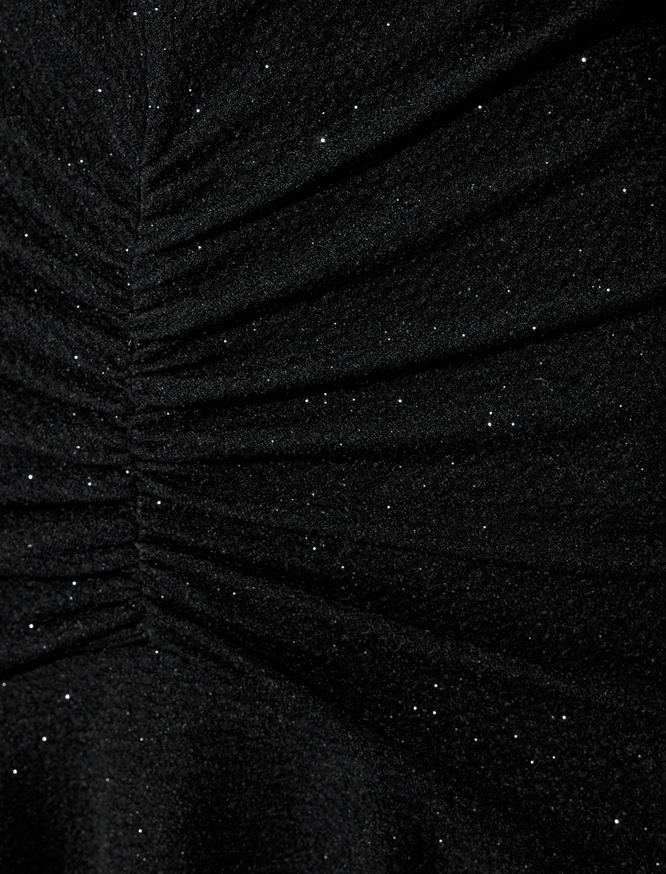   Derin V Yaka Metal Aksesuarlı Simli Mini Elbise