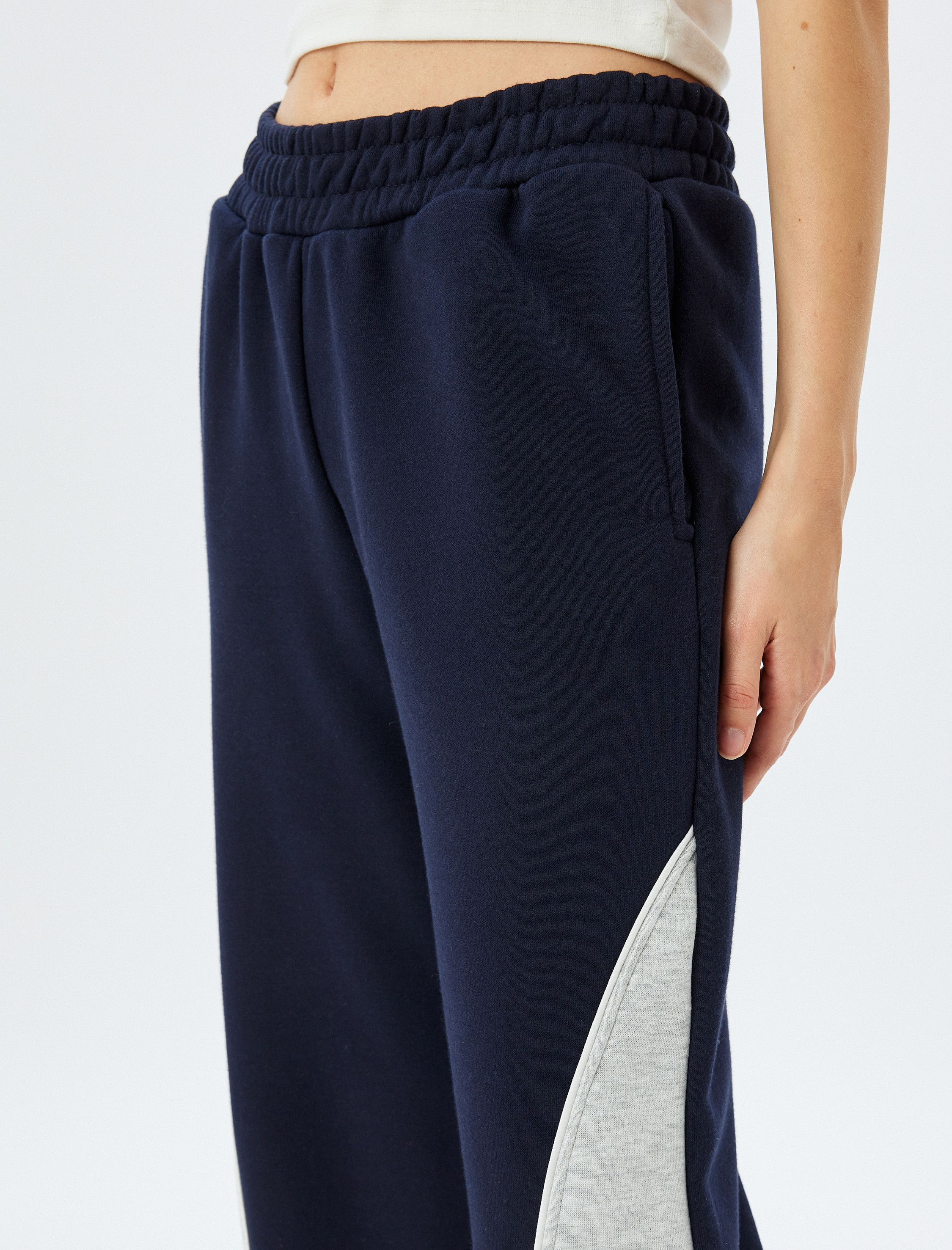   Bol Paça Renk Bloklu Beli Lastikli Rahat Kalıp Şardonlu Eşofman Altı