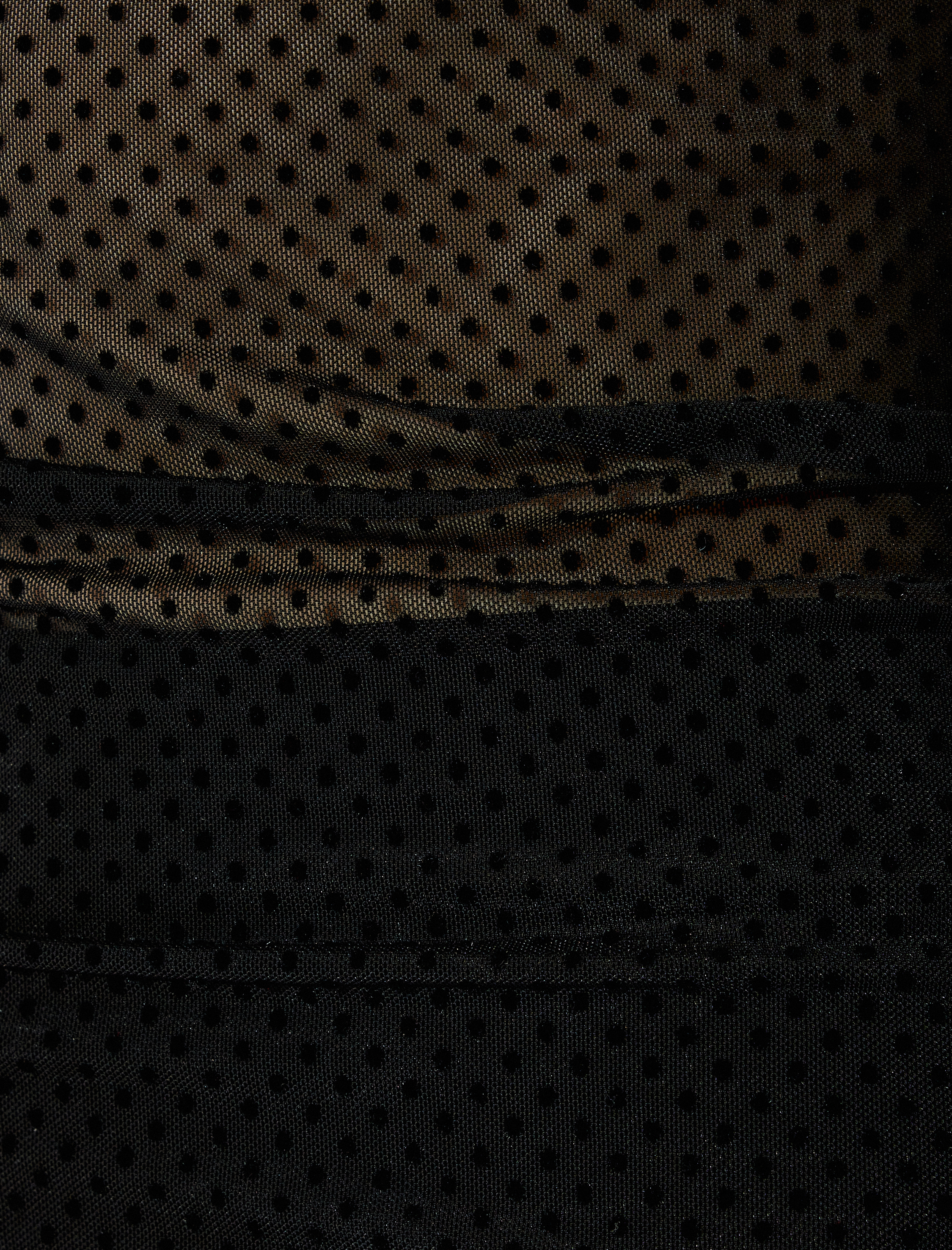   Uzun Kollu Dik Yaka Transparan Tül Tişört