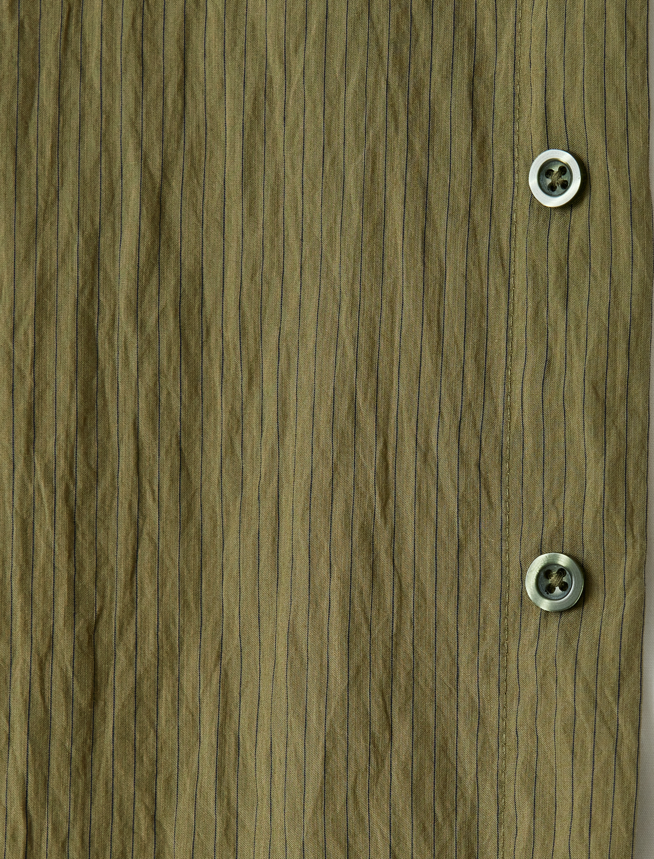   Uzun Kollu Regular Fit Düğmeli Viskon Çizgili Gömlek