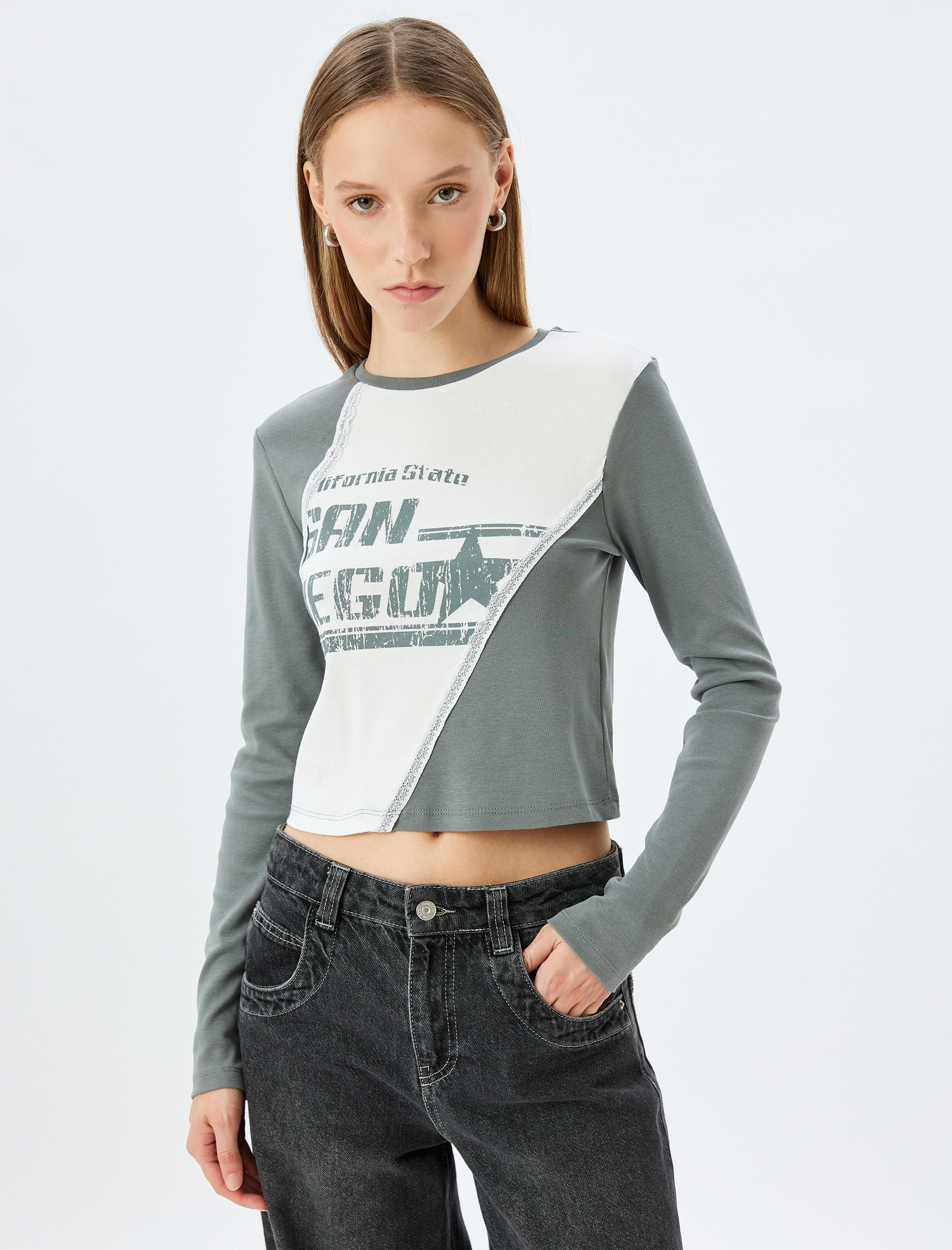   Slogan Baskılı Uzun Kollu Dikiş Detaylı Slim Fit Tişört