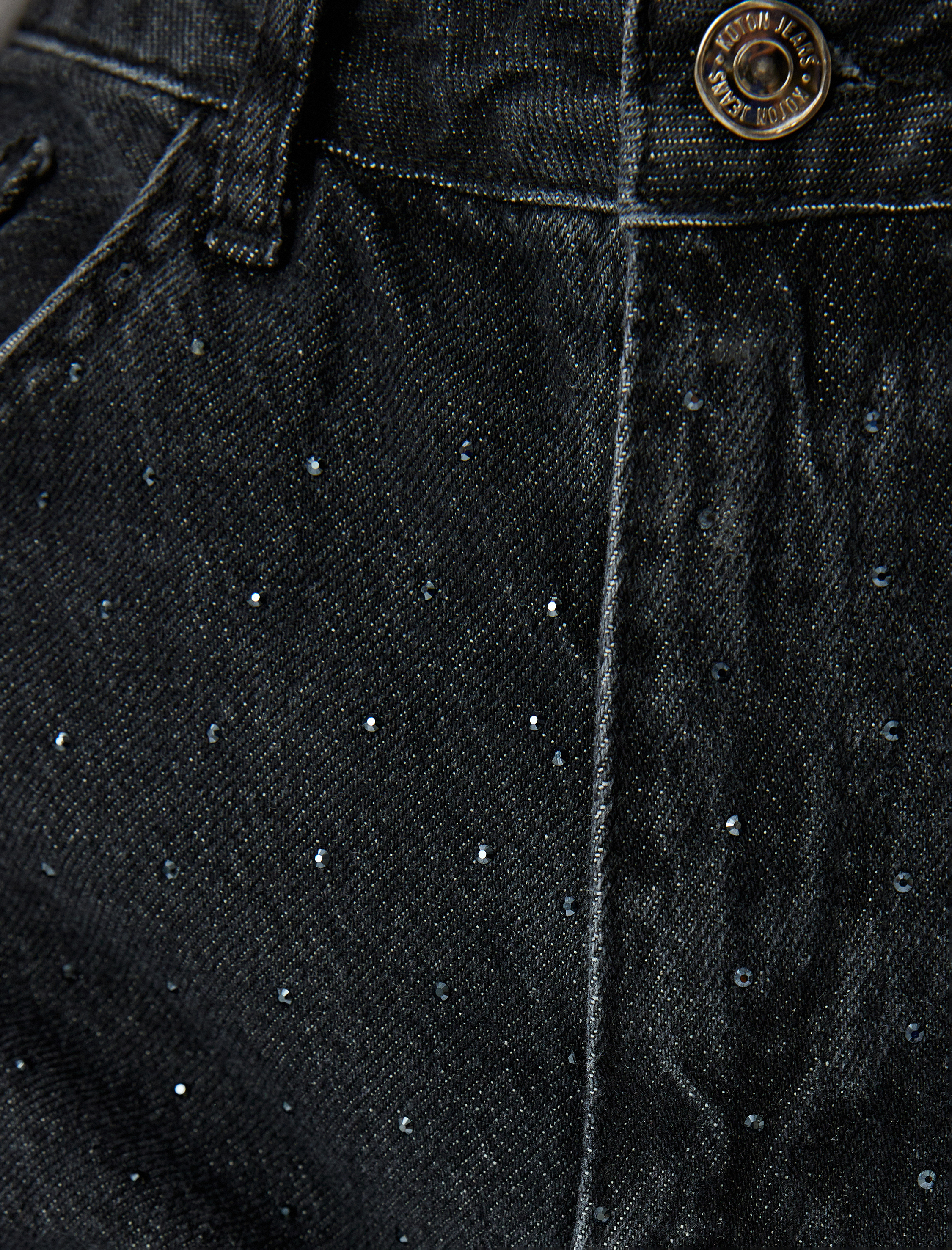   Taşlı Straight Fit Normal Bel Crop Düğmeli Kot Pantolon -  Straight Fit Jean