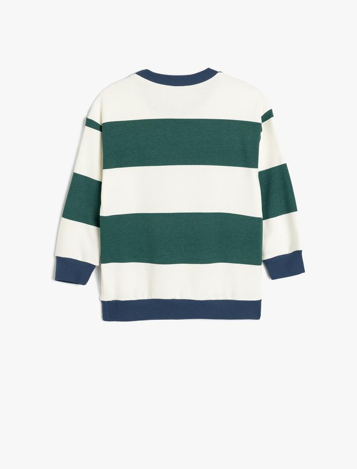 Erkek Çocuk Oversize Sweatshirt Uzun Kollu Bisiklet Yaka Aplike Detaylı Şardonlu